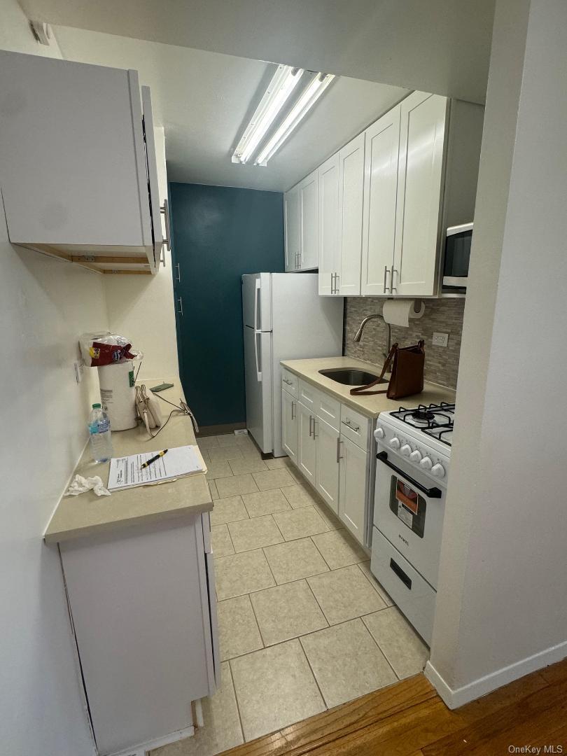 Apartment 153rd Avenue Queens, NY 11414, MLS-1046752-5