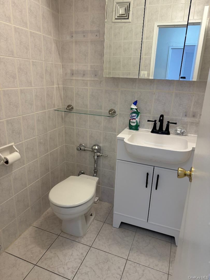 Apartment 153rd Avenue Queens, NY 11414, MLS-1046752-7