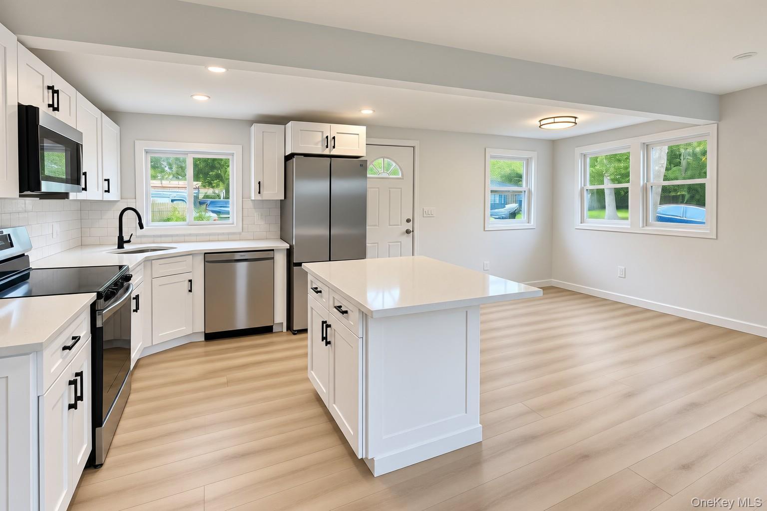 Single Family Cypress Drive Suffolk County, NY 11951, MLS-1046777-6