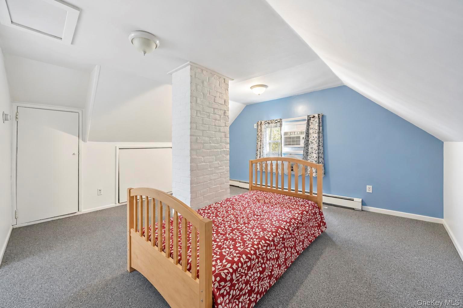 Single Family Meeting Lane Nassau County, NY 11801, MLS-1046786-19