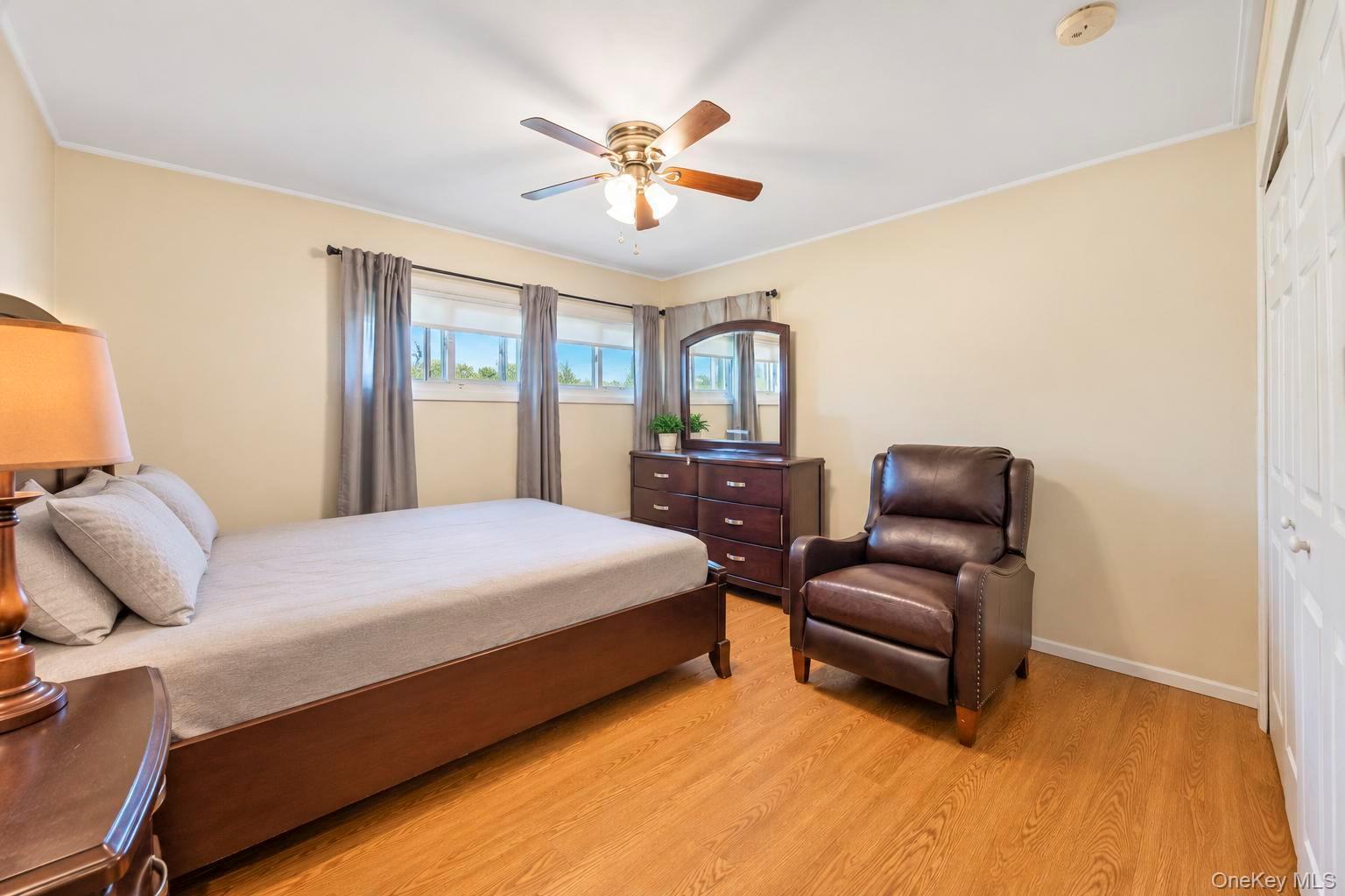 Single Family Meeting Lane Nassau County, NY 11801, MLS-1046786-9