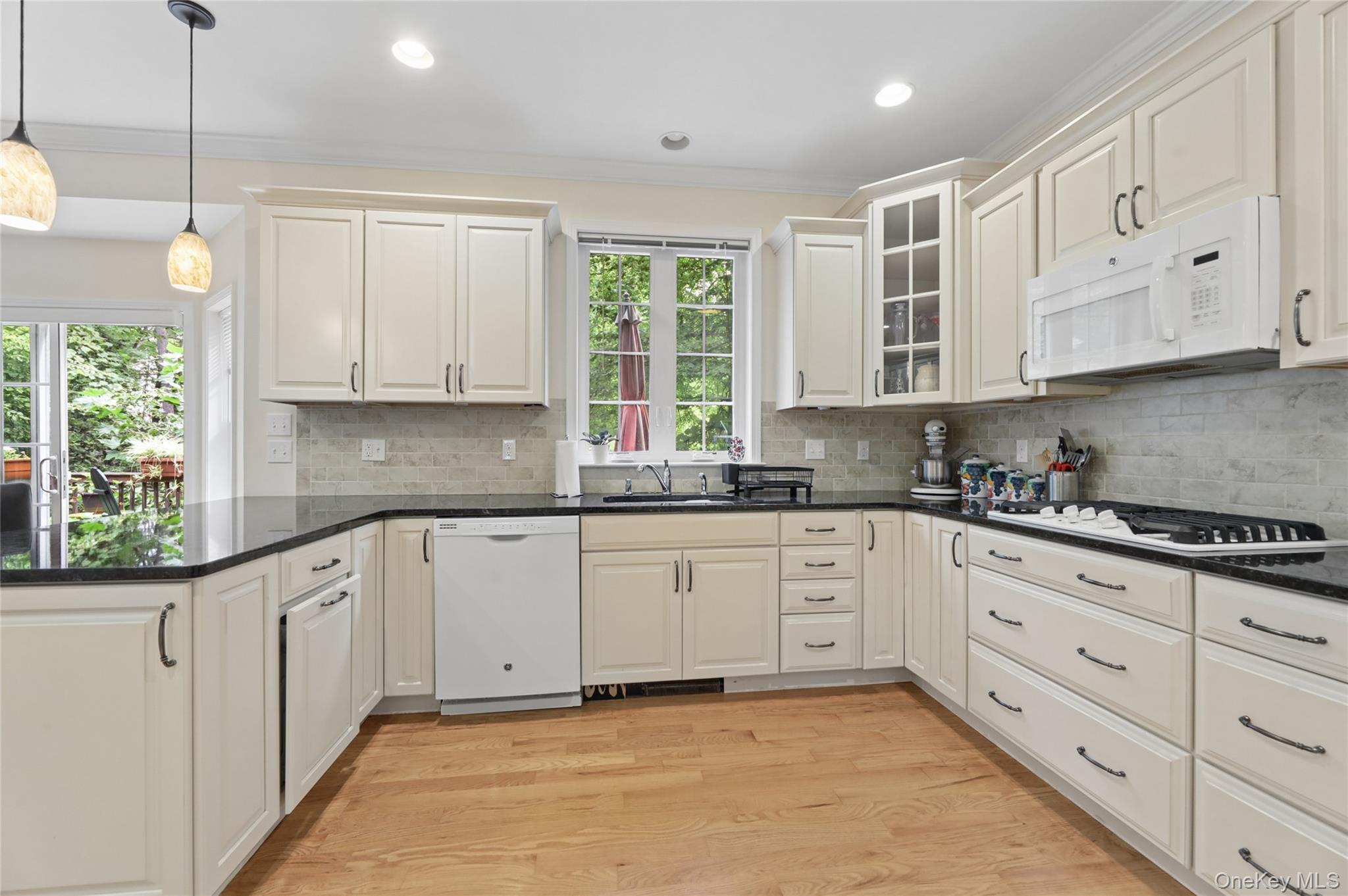 Single Family N Little Tor Road  Rockland County, NY 10956, MLS-1046810-14