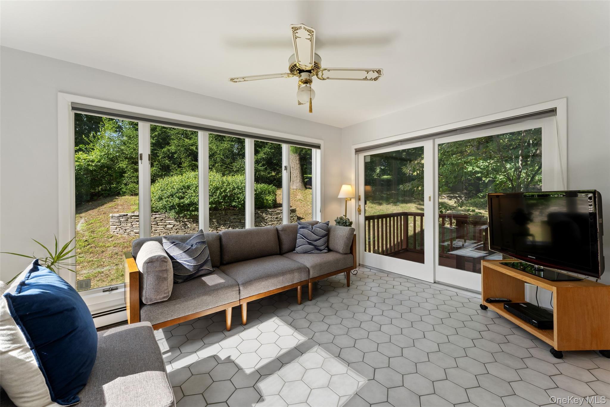 Single Family Lyons Road Westchester County, NY 10504, MLS-1046812-6