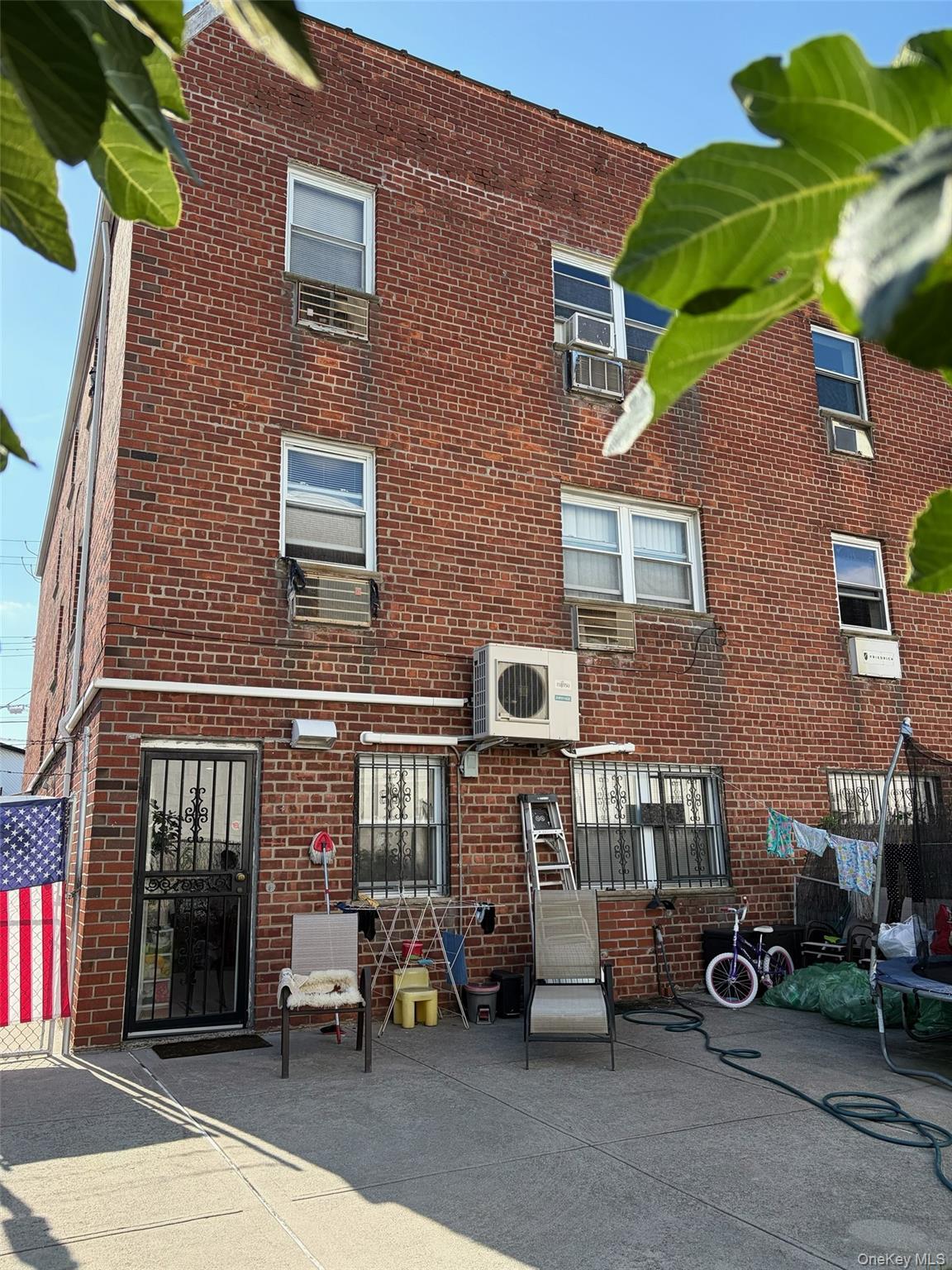 Single Family 82nd Street  Queens, NY 11414, MLS-1046818-2