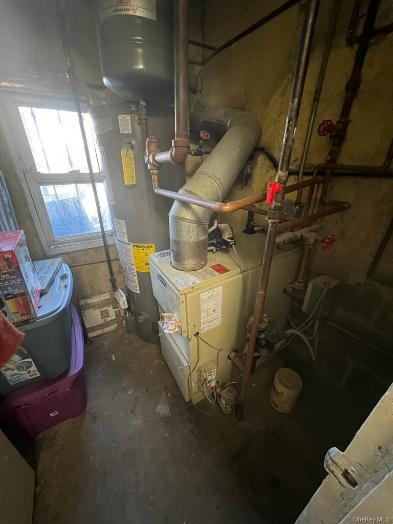 Single Family E 229th Street Bronx, NY 10466, MLS-1046825-14