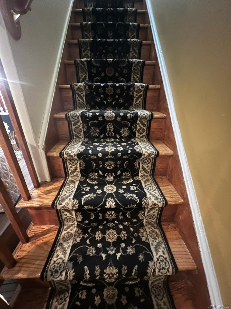 Single Family E 229th Street Bronx, NY 10466, MLS-1046825-6