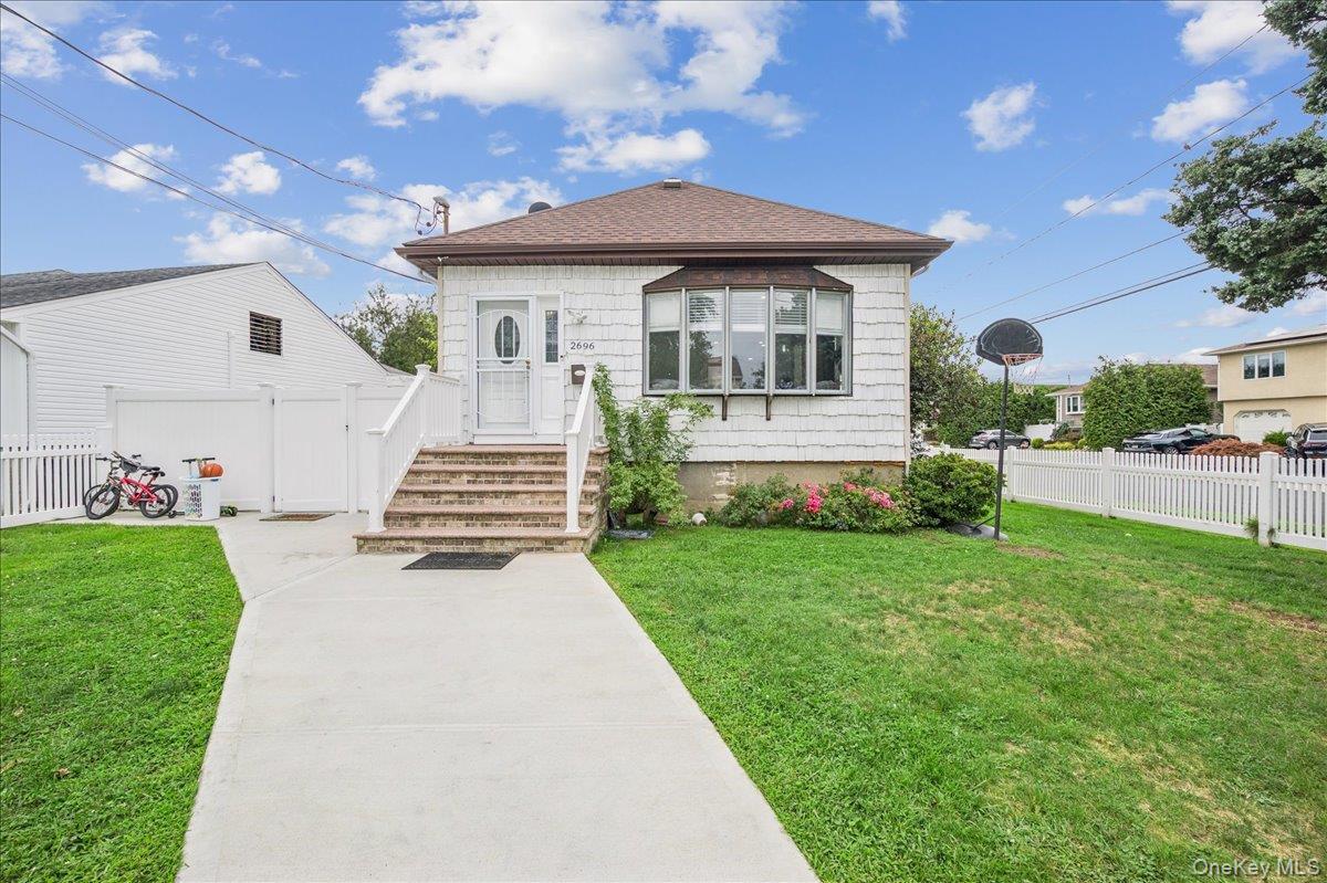 Single Family W Alder Road Nassau County, NY 11710, MLS-1046828-2