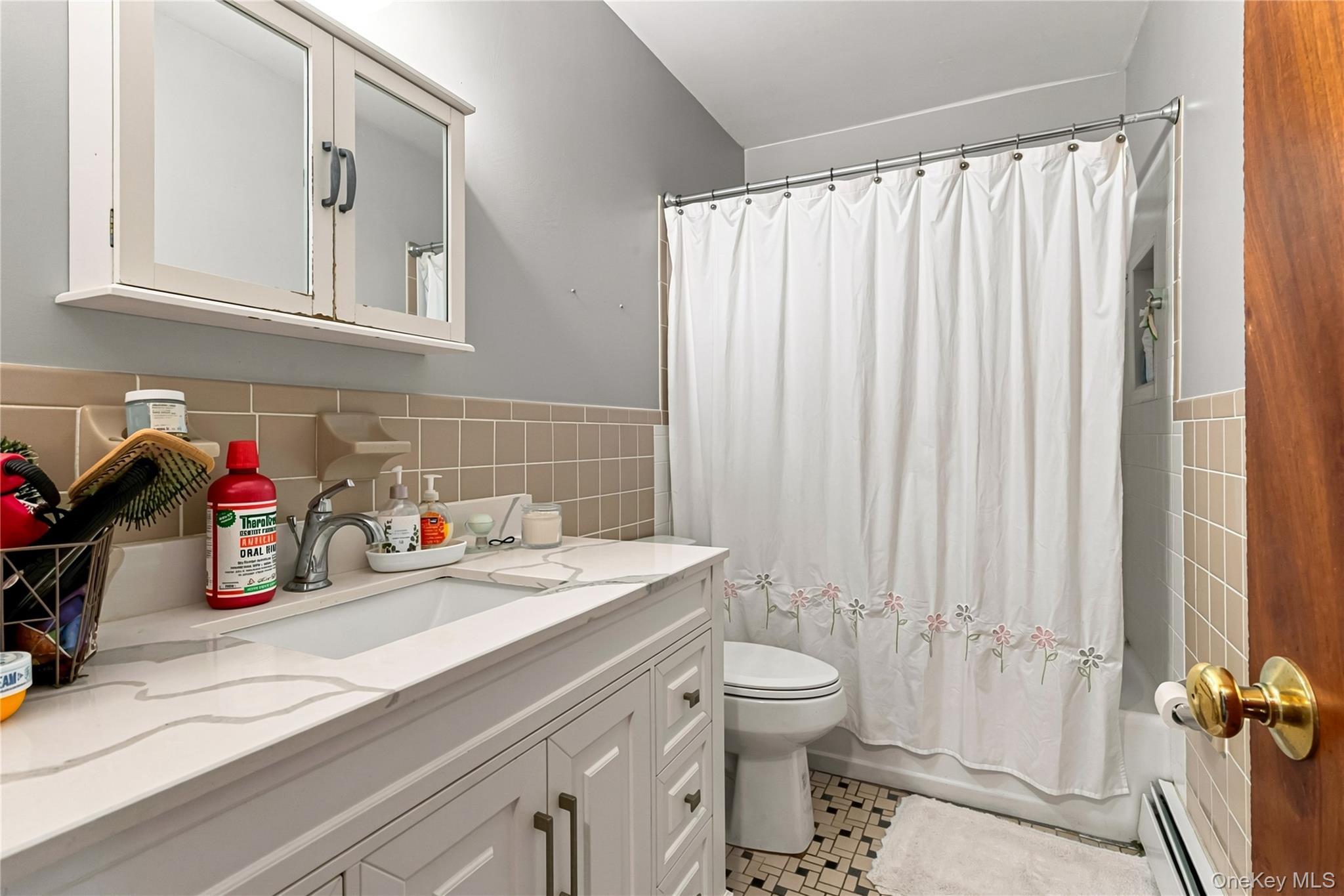 Single Family 46th Street  Queens, NY 11103, MLS-1046857-21