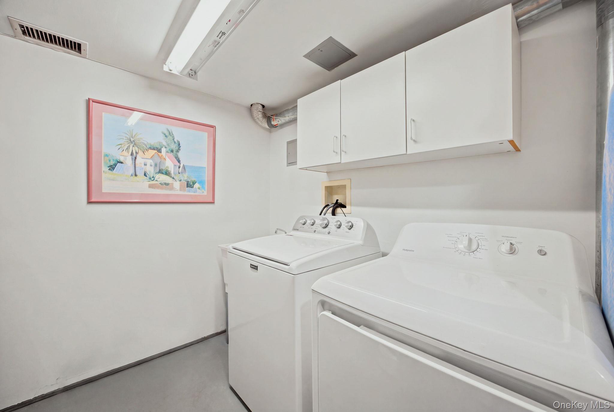 Single Family Celler Avenue Nassau County, NY 11040, MLS-1046862-28