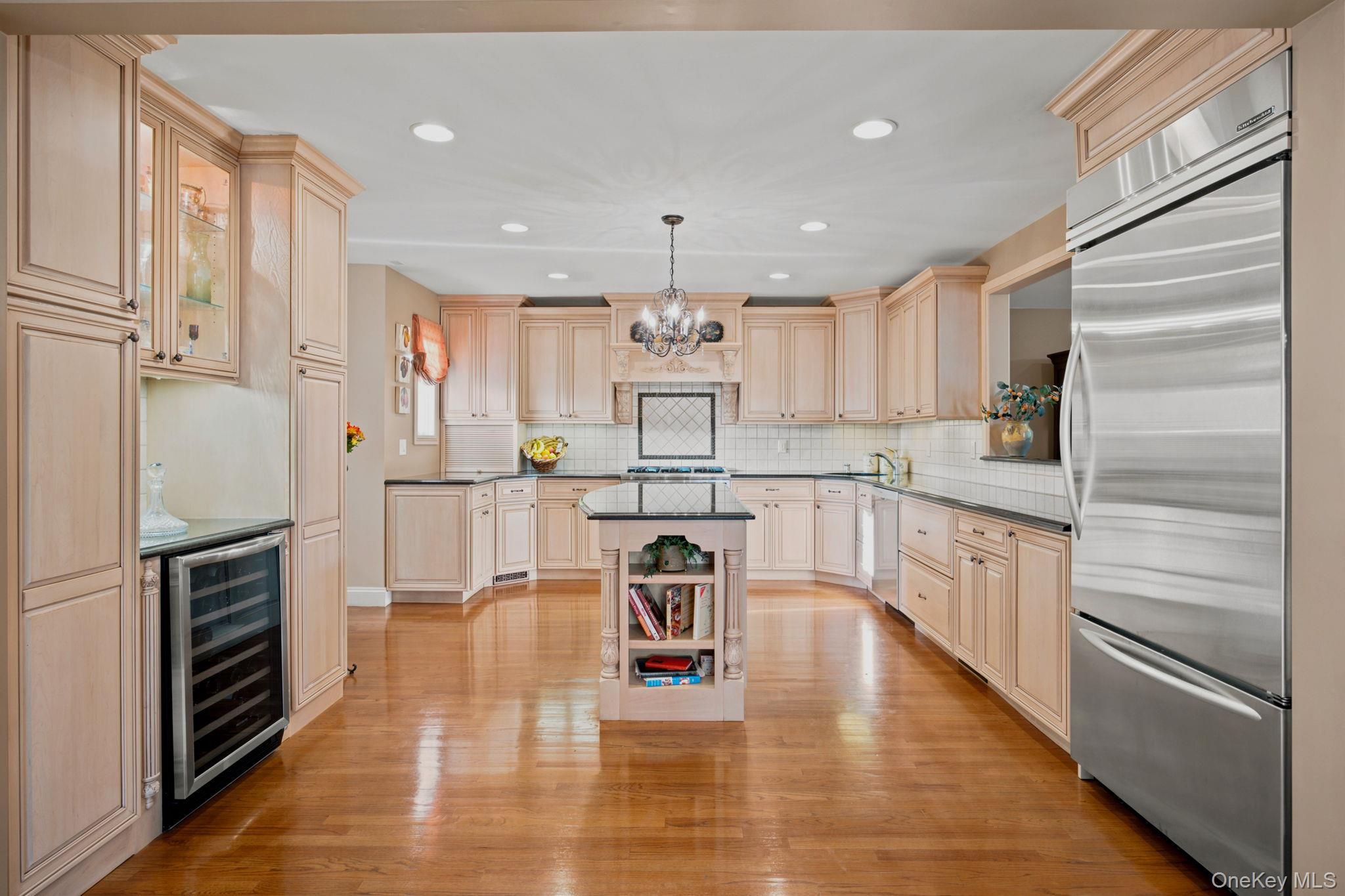 Single Family Celler Avenue Nassau County, NY 11040, MLS-1046862-8