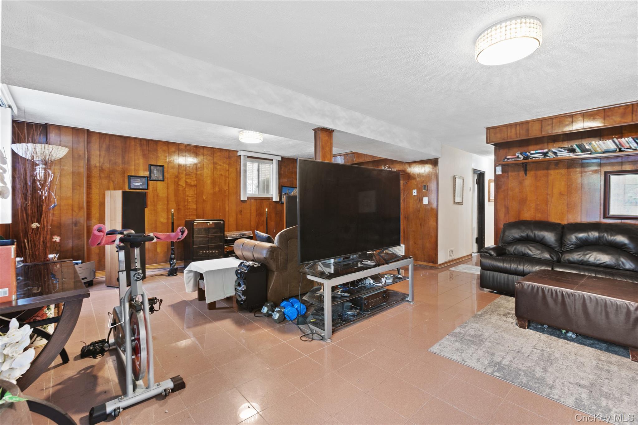 Single Family Briar Place Queens, NY 11691, MLS-1046867-15