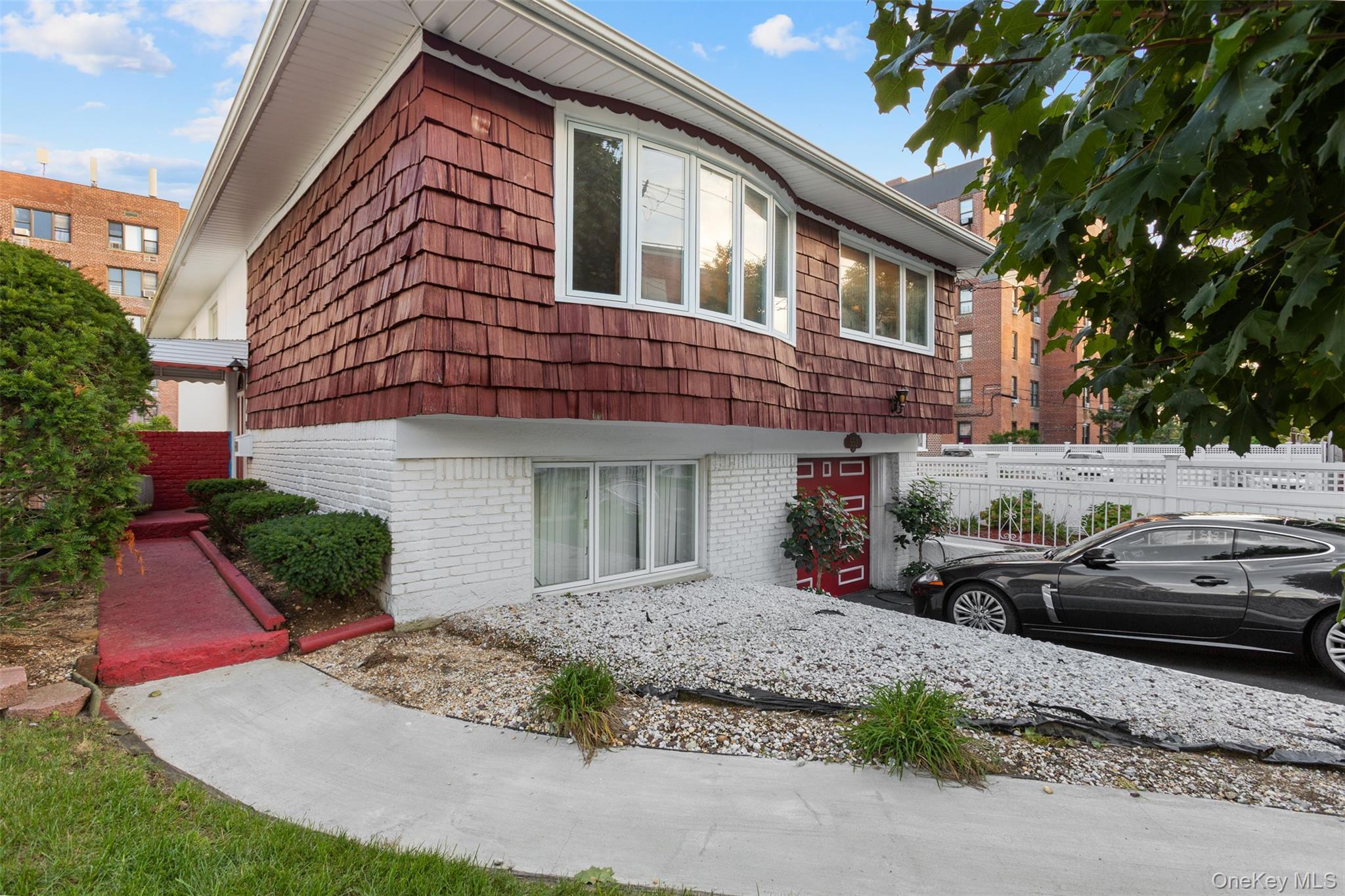Single Family Briar Place Queens, NY 11691, MLS-1046867-2