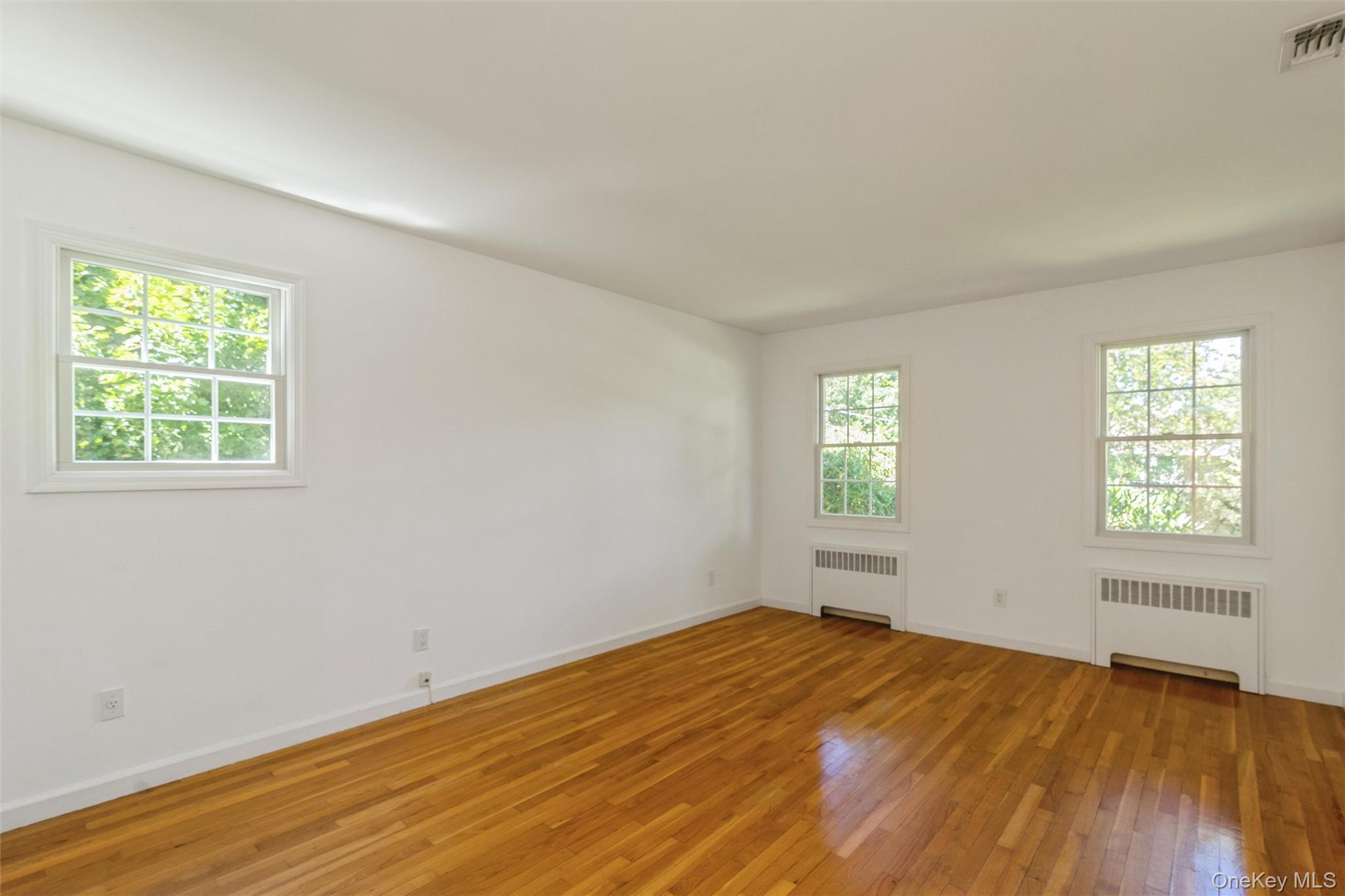 Single Family Old Homestead Road Suffolk County, NY 11777, MLS-1046868-14