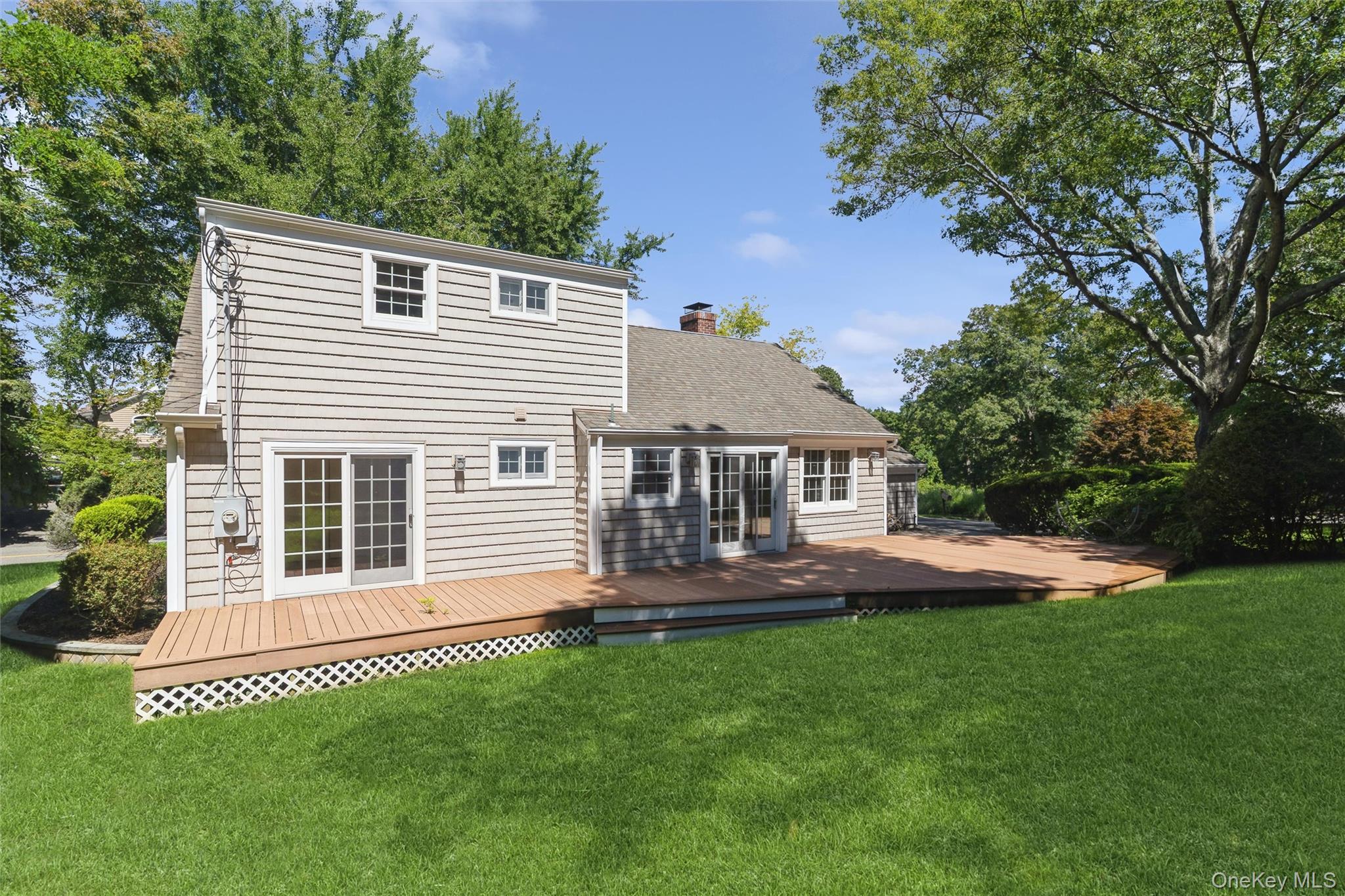 Single Family Old Homestead Road Suffolk County, NY 11777, MLS-1046868-28