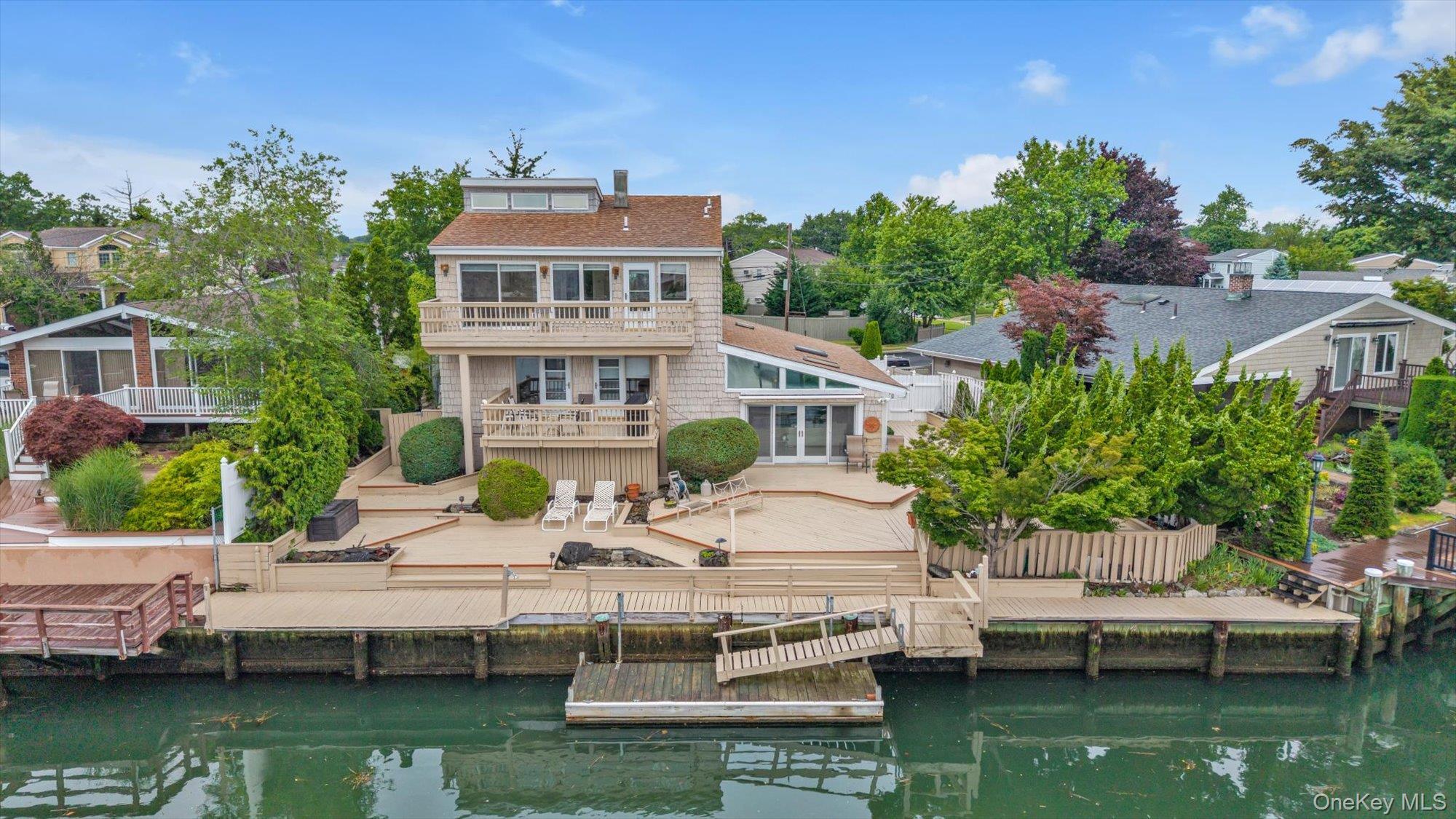 Single Family Belmill Road  Nassau County, NY 11710, MLS-1046876-2