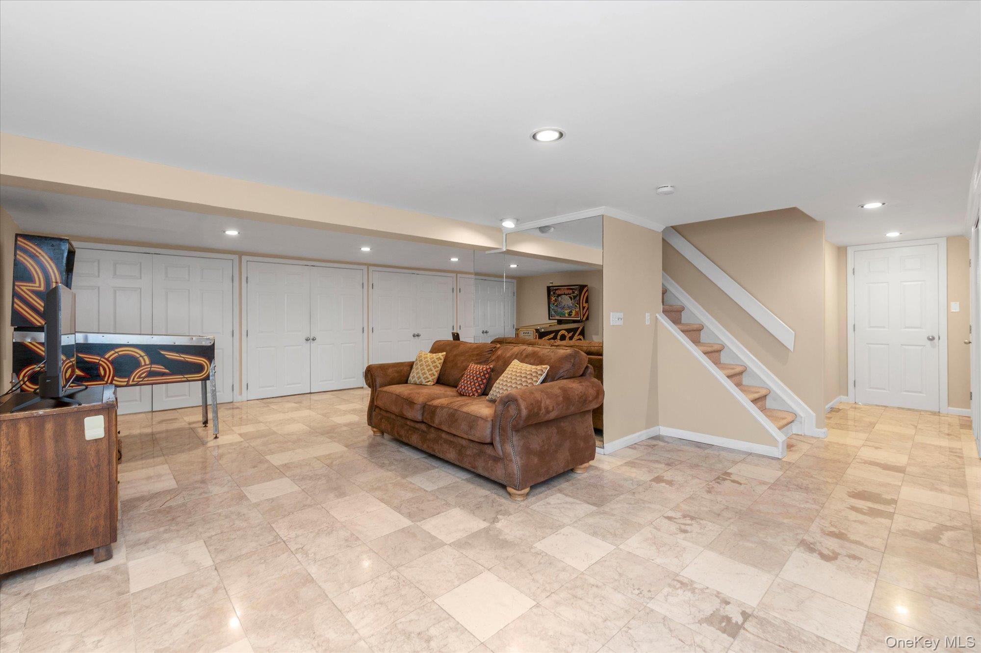 Single Family Belmill Road  Nassau County, NY 11710, MLS-1046876-20