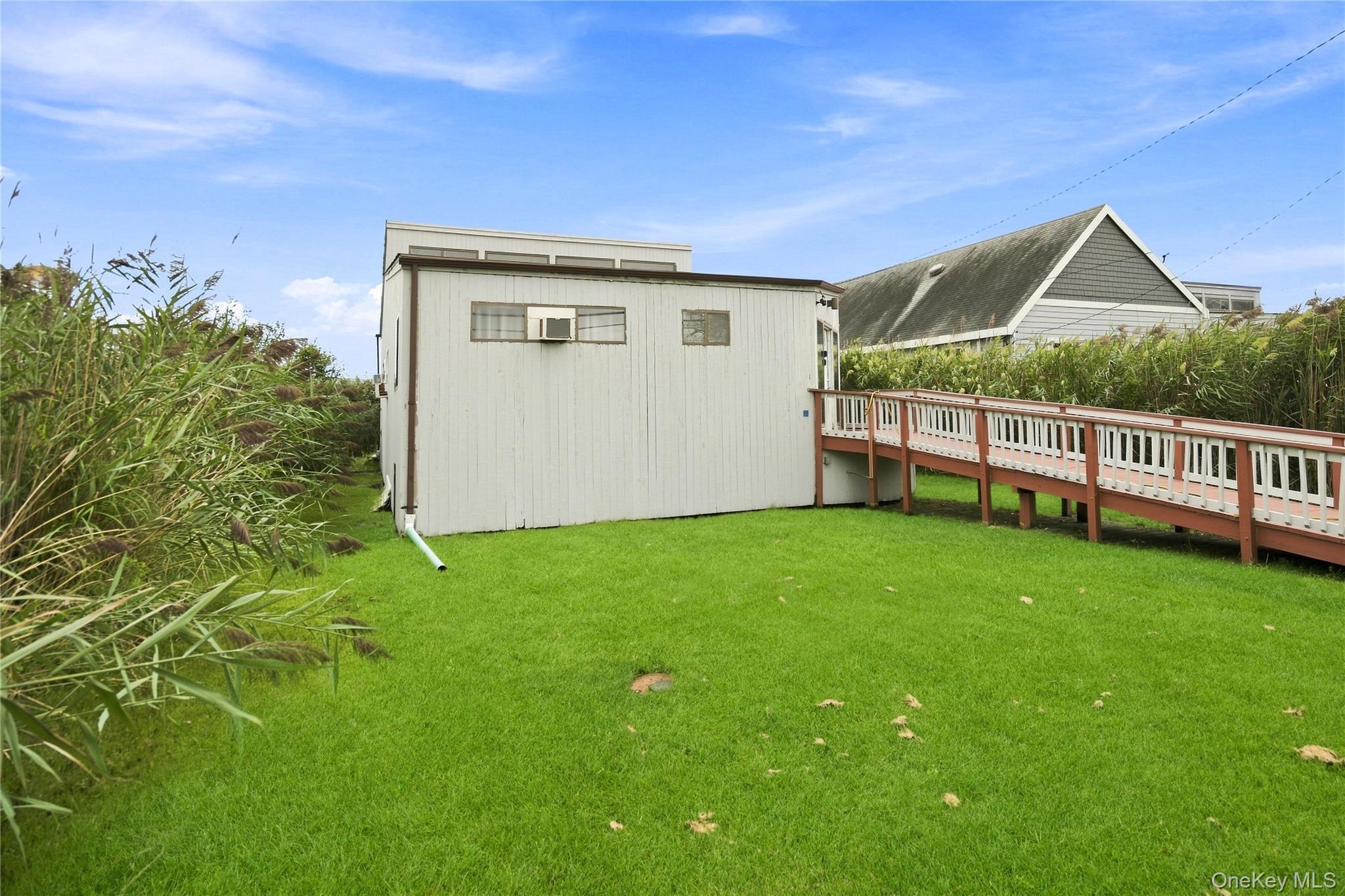 Single Family Cayuga Street  Suffolk County, NY 11770, MLS-1046897-2