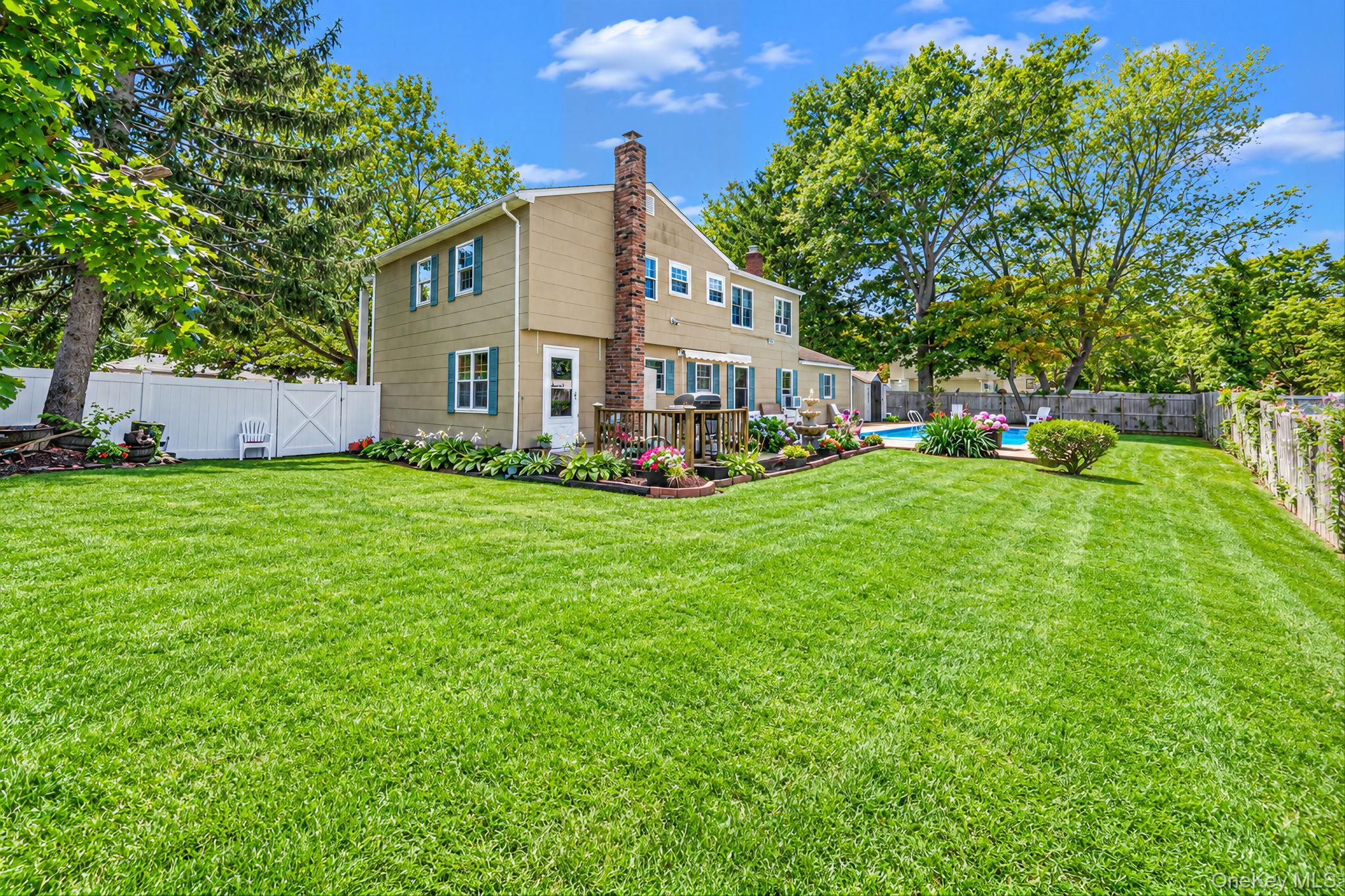 Single Family Rodney Street Suffolk County, NY 11776, MLS-1046903-38
