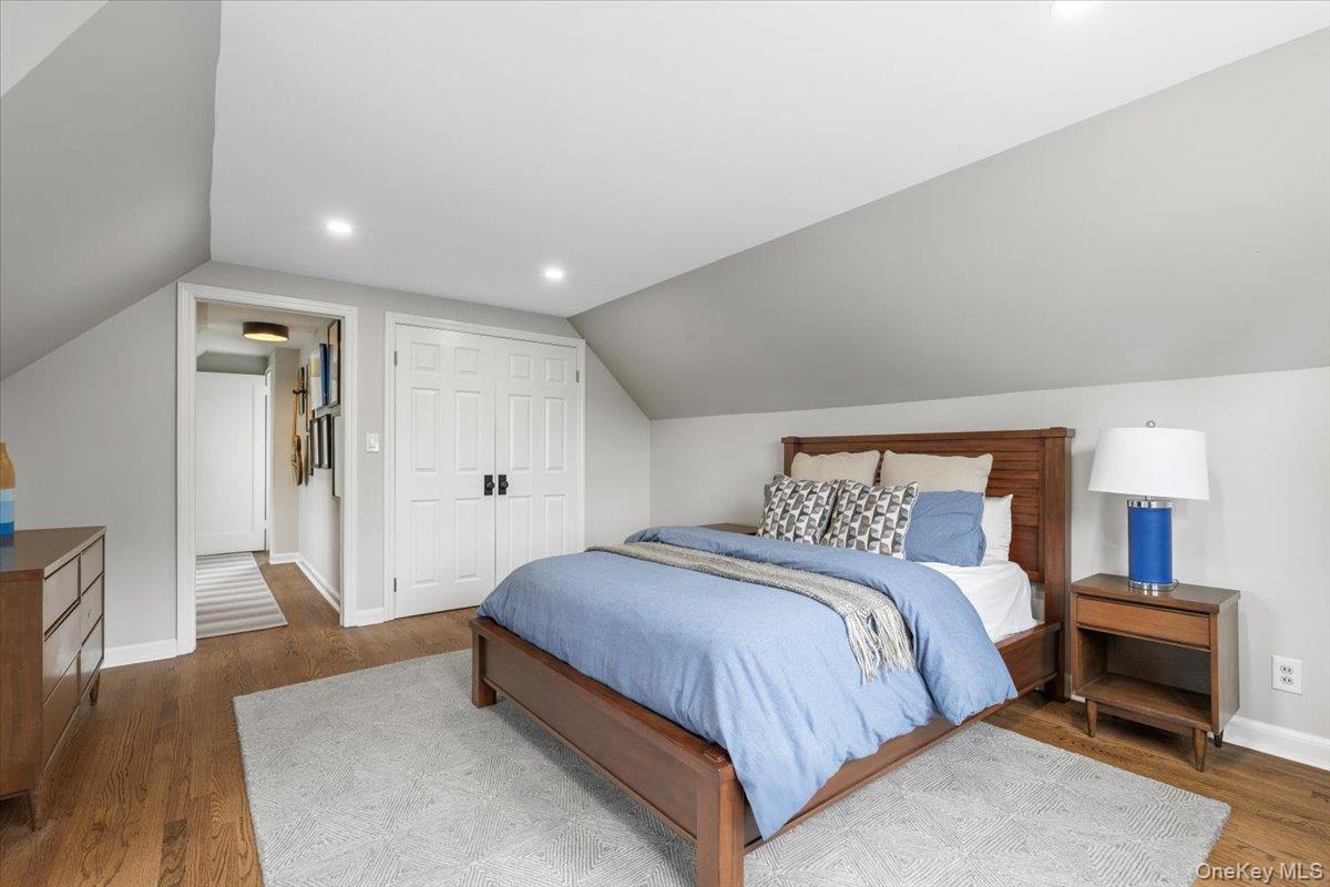 Single Family Maywood Avenue Westchester County, NY 10573, MLS-1046916-16
