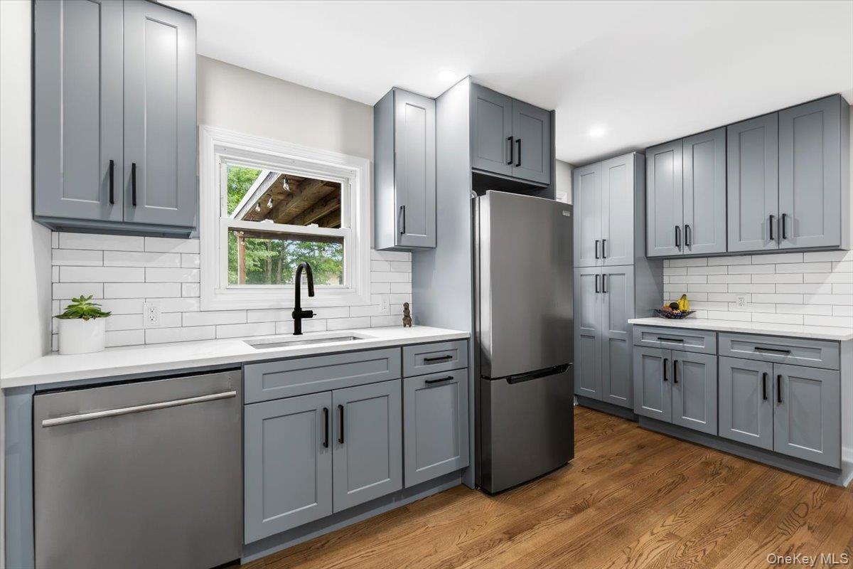 Single Family Maywood Avenue Westchester County, NY 10573, MLS-1046916-9