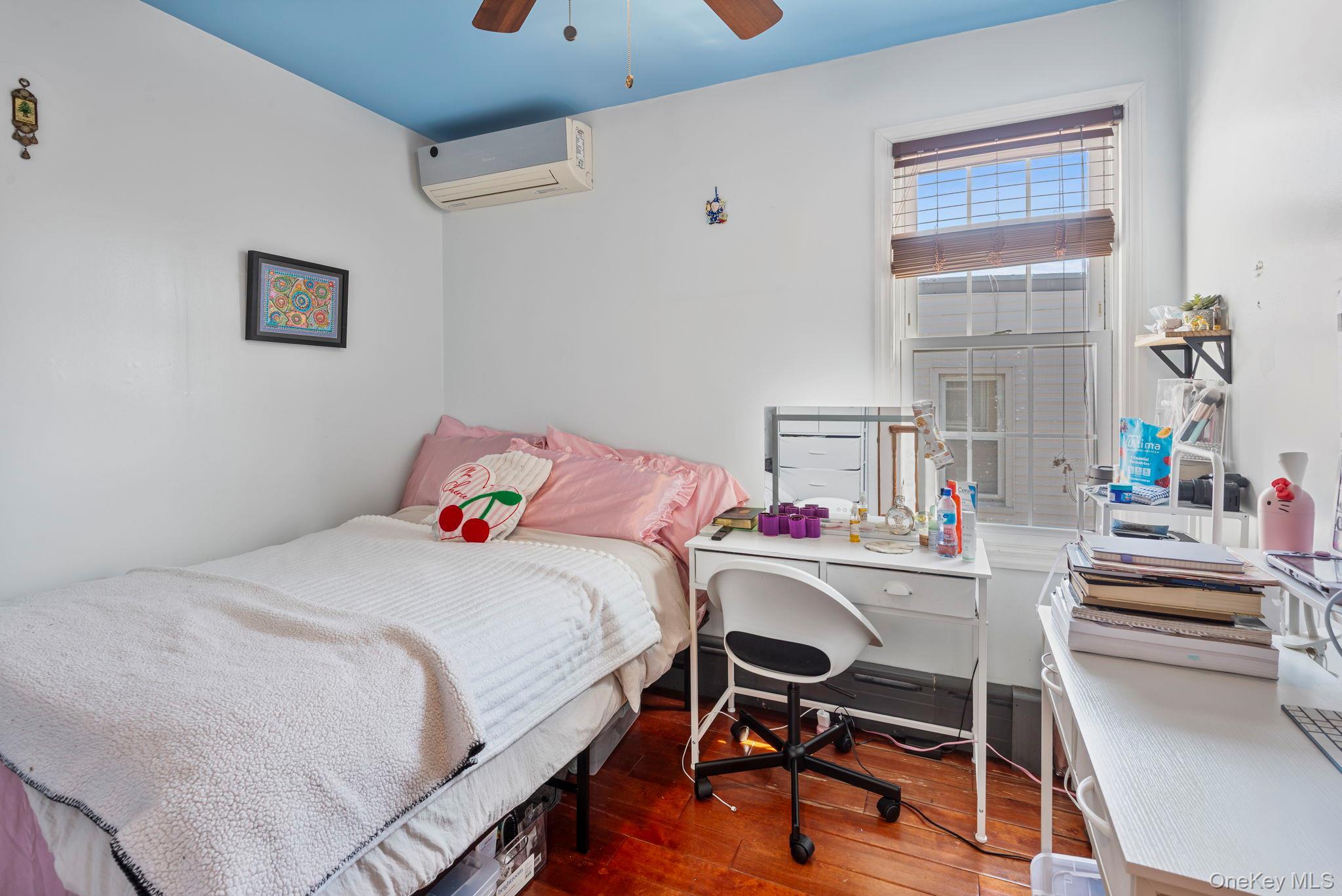 Single Family 7th Avenue Queens, NY 11356, MLS-1046918-15