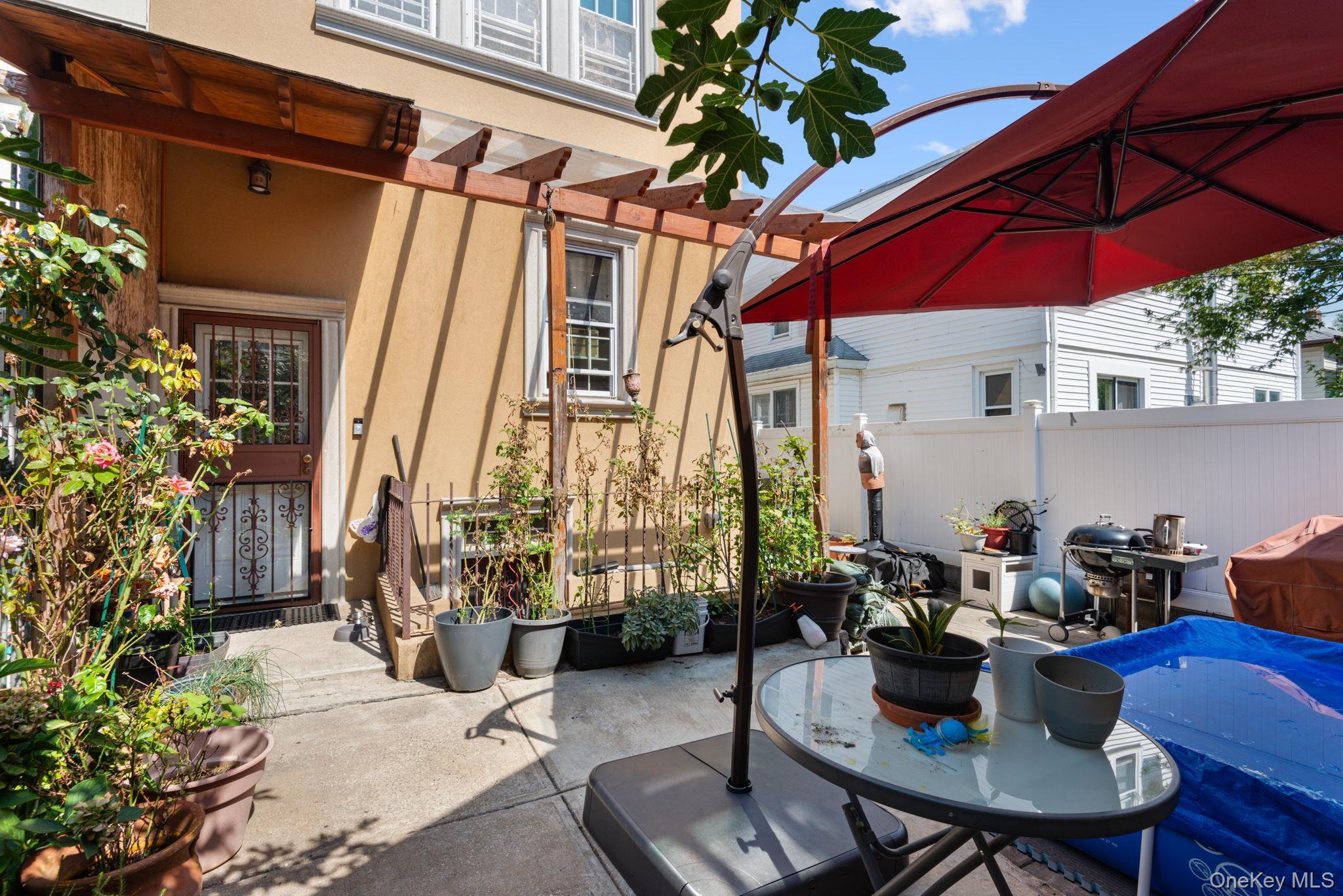 Single Family 7th Avenue Queens, NY 11356, MLS-1046918-22
