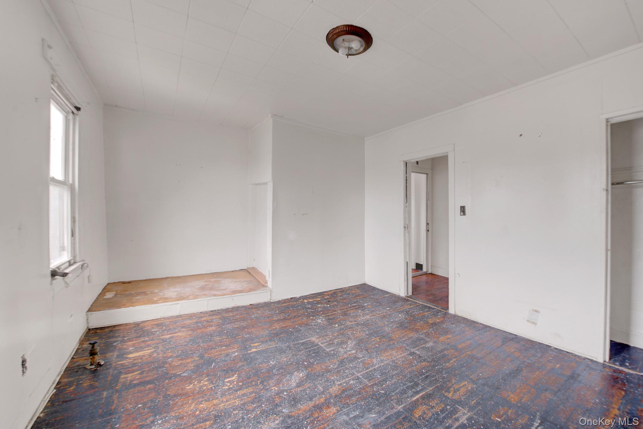 Single Family Far Rockaway Boulevard Queens, NY 11691, MLS-1046919-16