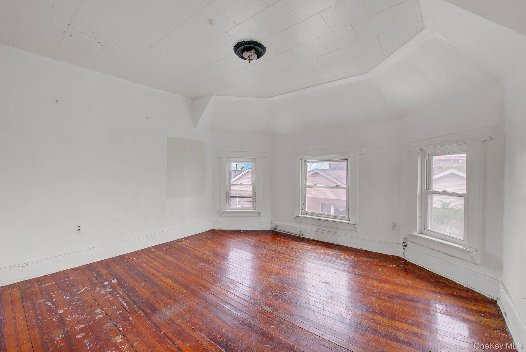 Single Family Far Rockaway Boulevard Queens, NY 11691, MLS-1046919-17