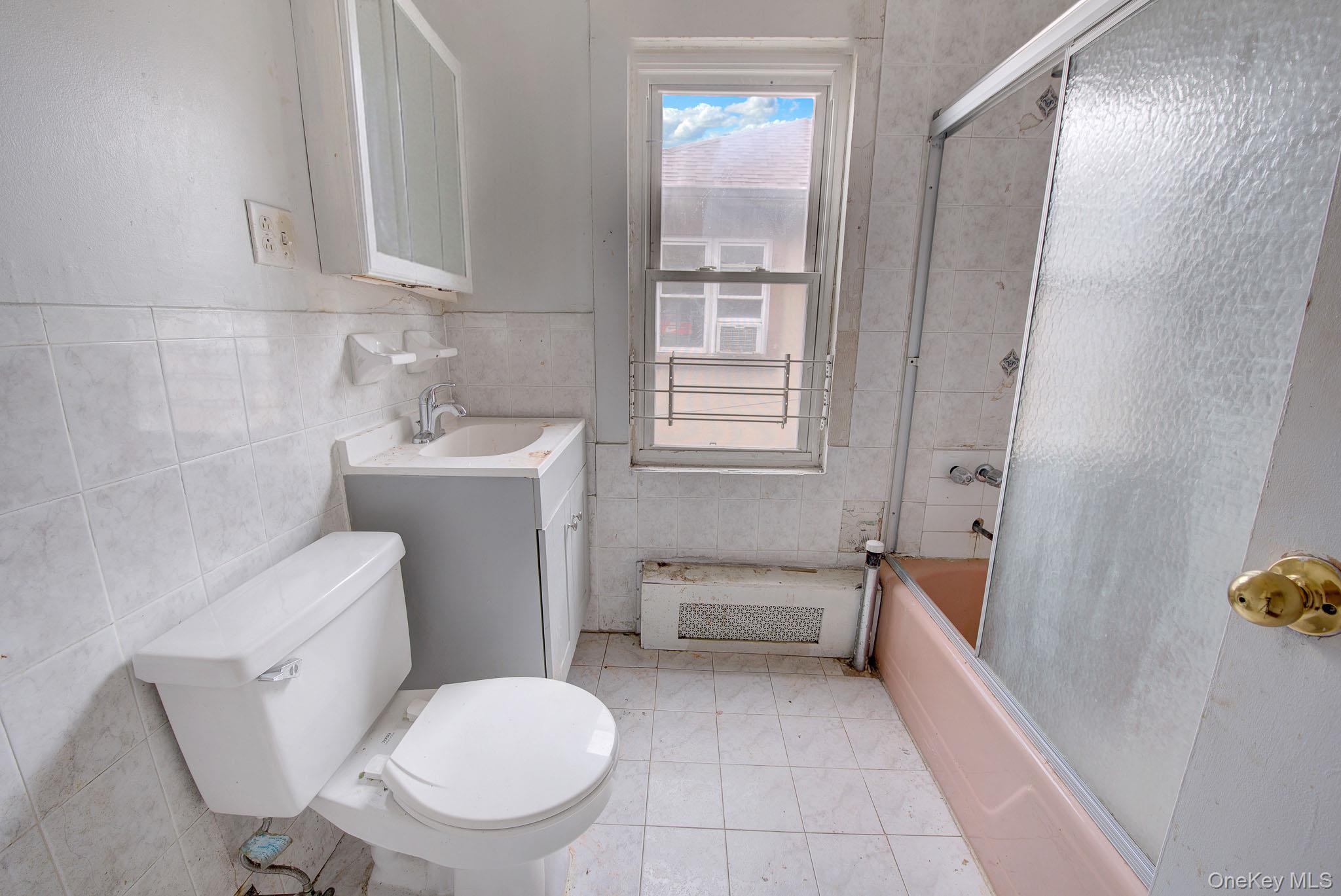 Single Family Far Rockaway Boulevard Queens, NY 11691, MLS-1046919-18