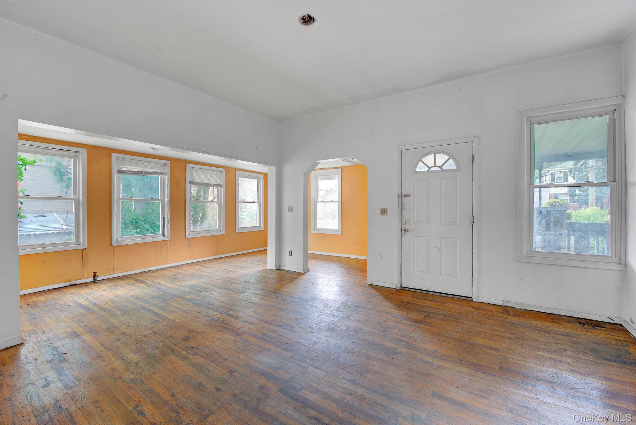 Single Family Far Rockaway Boulevard Queens, NY 11691, MLS-1046919-3