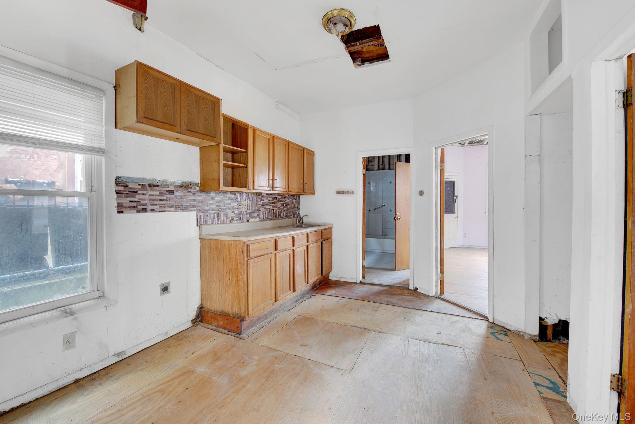 Single Family Far Rockaway Boulevard Queens, NY 11691, MLS-1046919-6