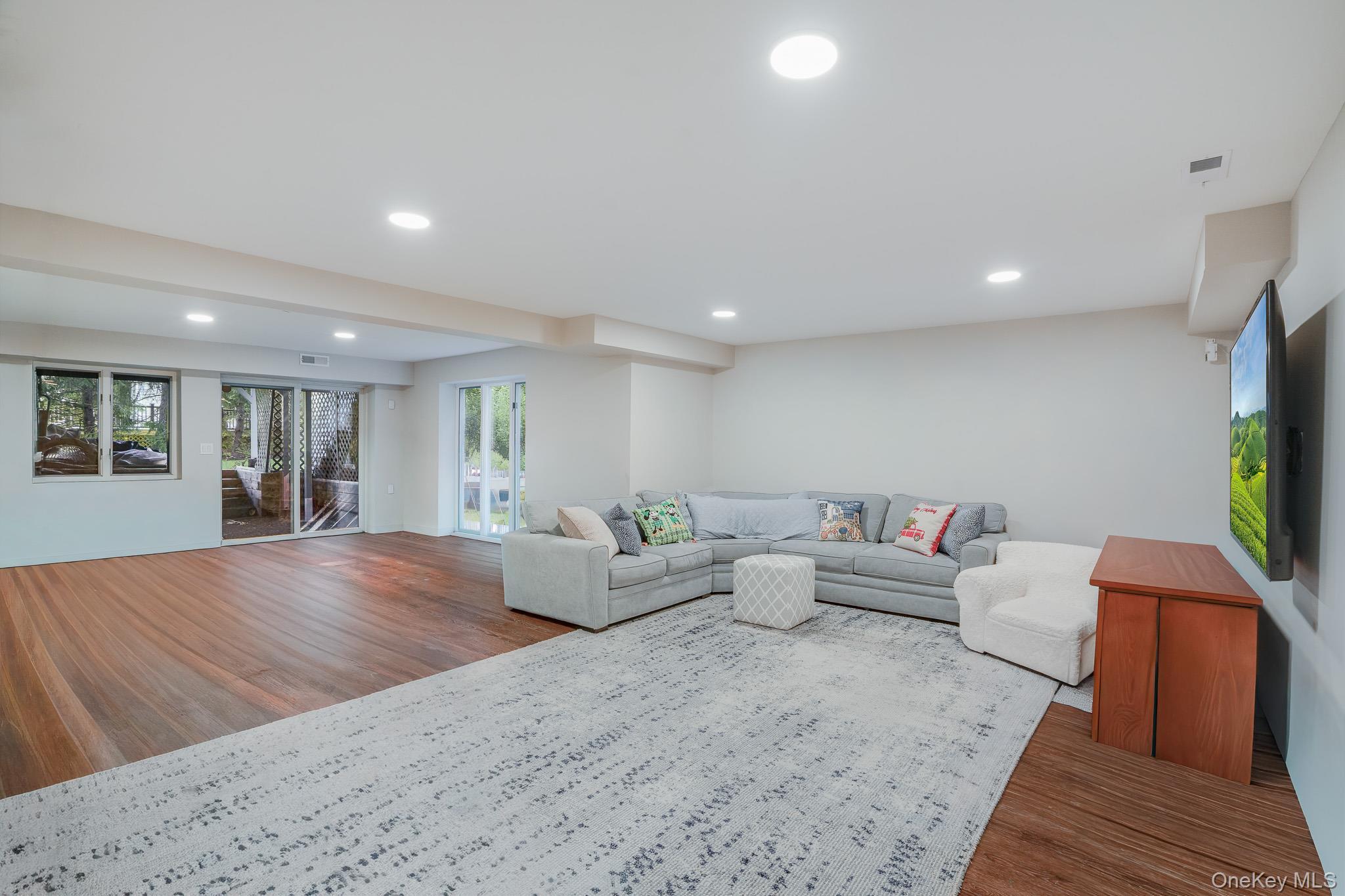 Single Family Lewiston Court Westchester County, NY 10510, MLS-1046925-27