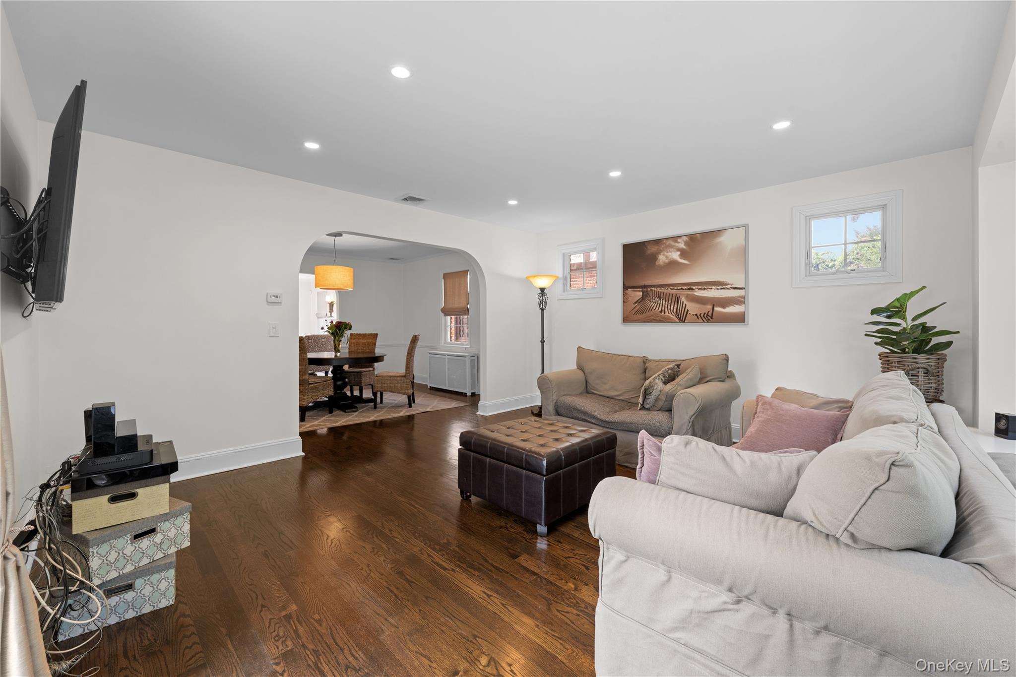 Single Family Ogden Avenue Nassau County, NY 11596, MLS-1046977-12