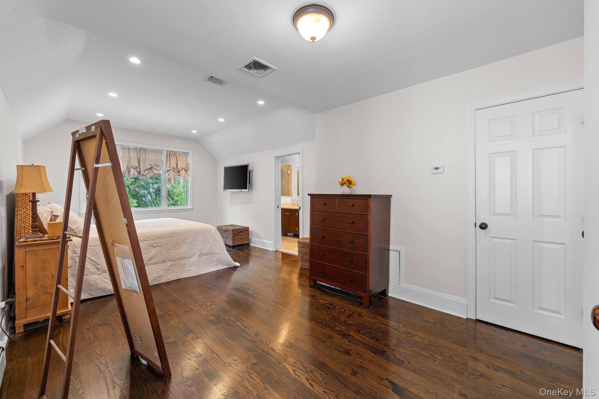 Single Family Ogden Avenue Nassau County, NY 11596, MLS-1046977-18