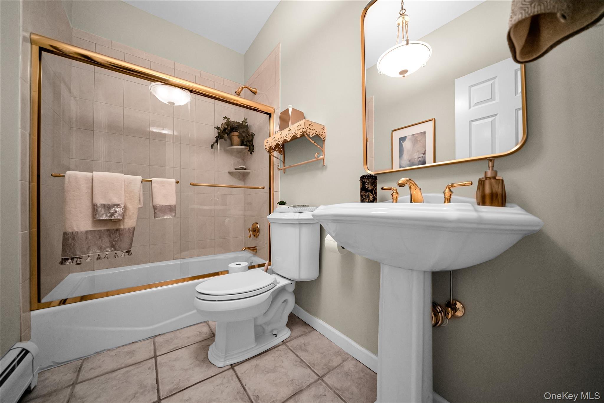 Single Family Croyden Lane Rockland County, NY 10956, MLS-1046991-16