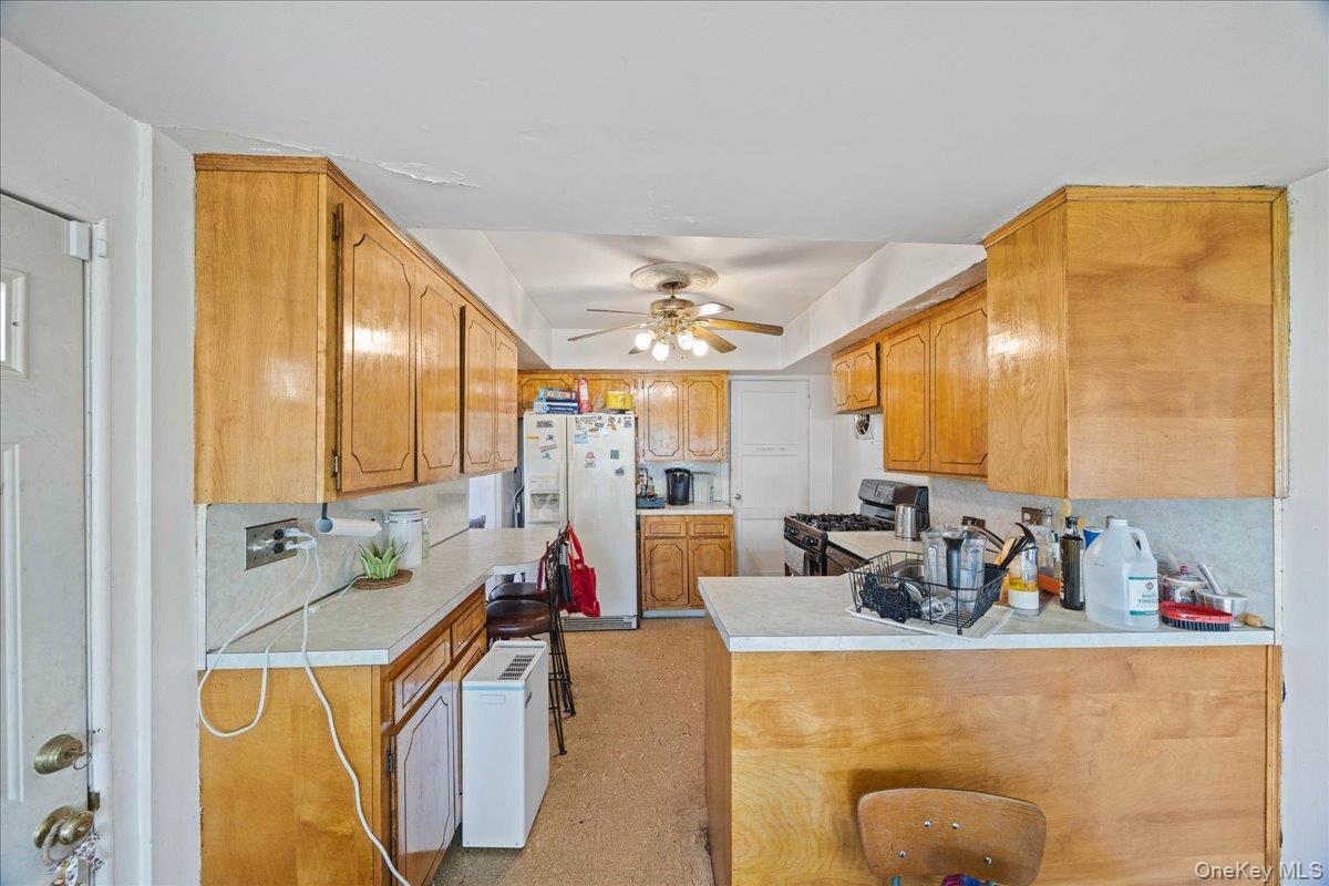 Single Family Nassau Street Nassau County, NY 11003, MLS-1046993-10