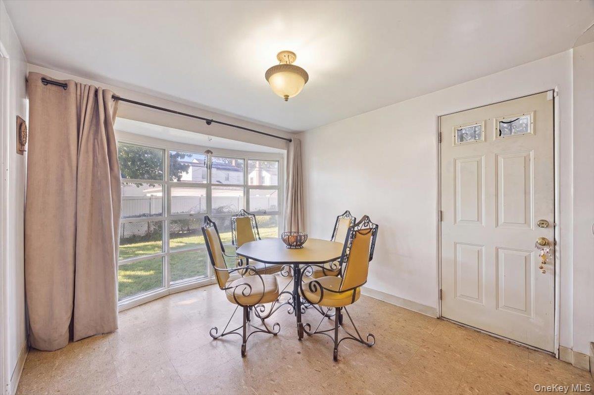 Single Family Nassau Street Nassau County, NY 11003, MLS-1046993-14