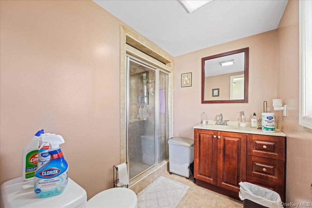 Single Family Nassau Street Nassau County, NY 11003, MLS-1046993-15