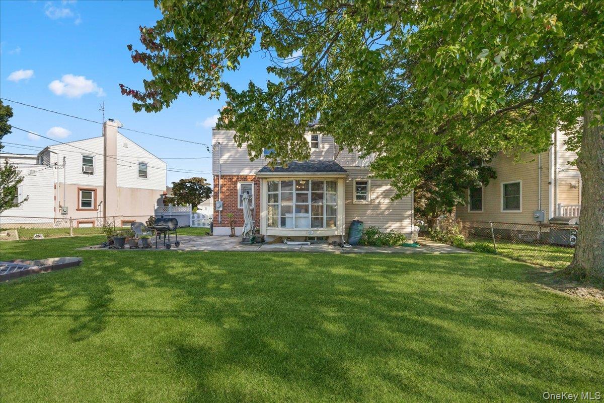 Single Family Nassau Street Nassau County, NY 11003, MLS-1046993-34