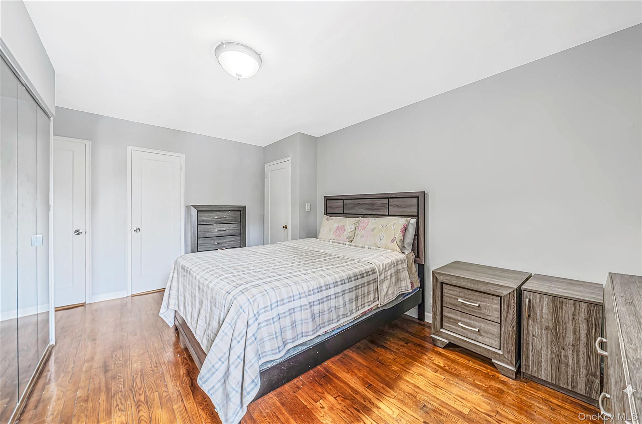 Single Family 141st Avenue Queens, NY 11413, MLS-1047010-11