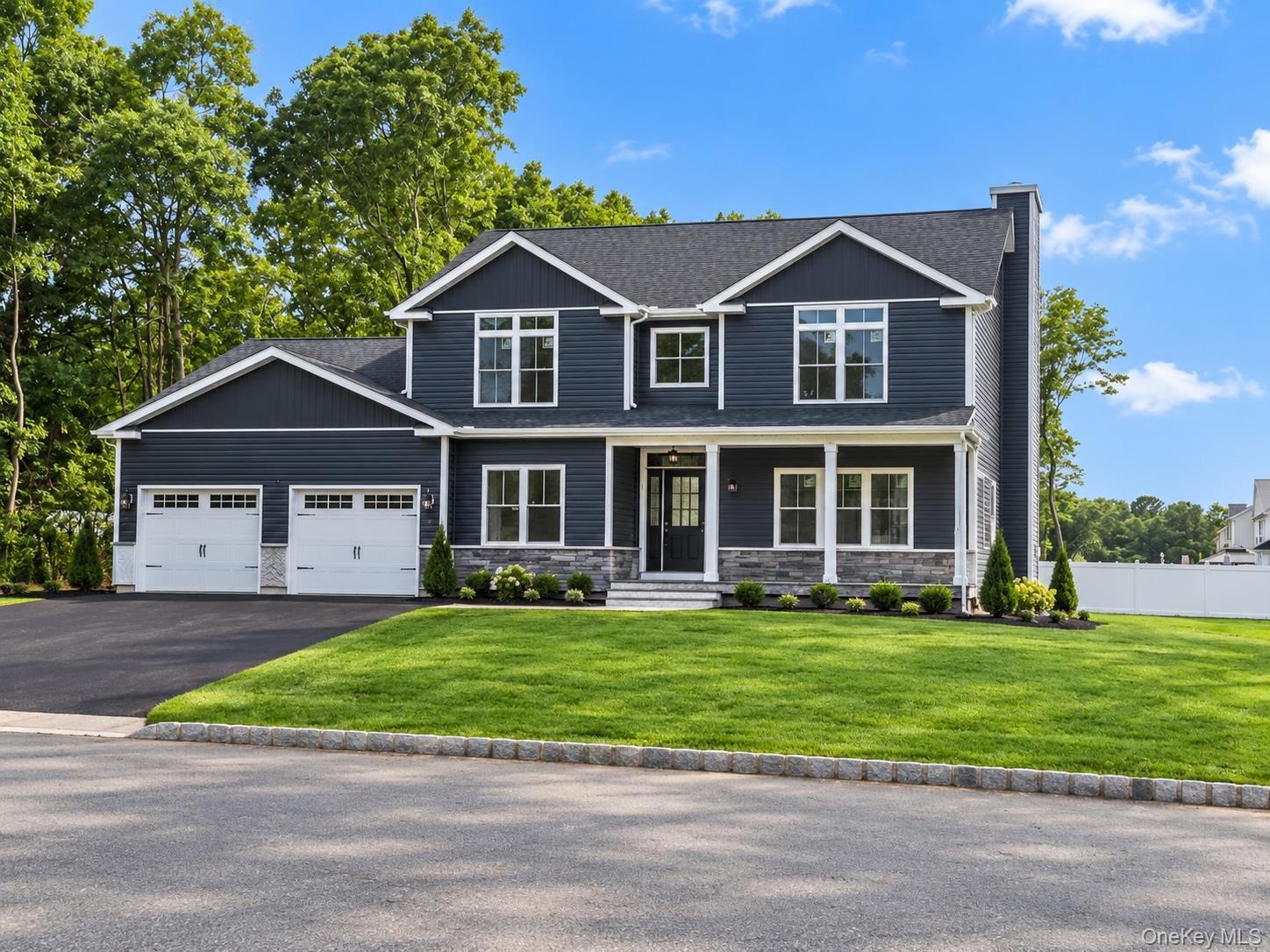 Single Family Fox Run Court Suffolk County, NY 11961, MLS-1047014-2