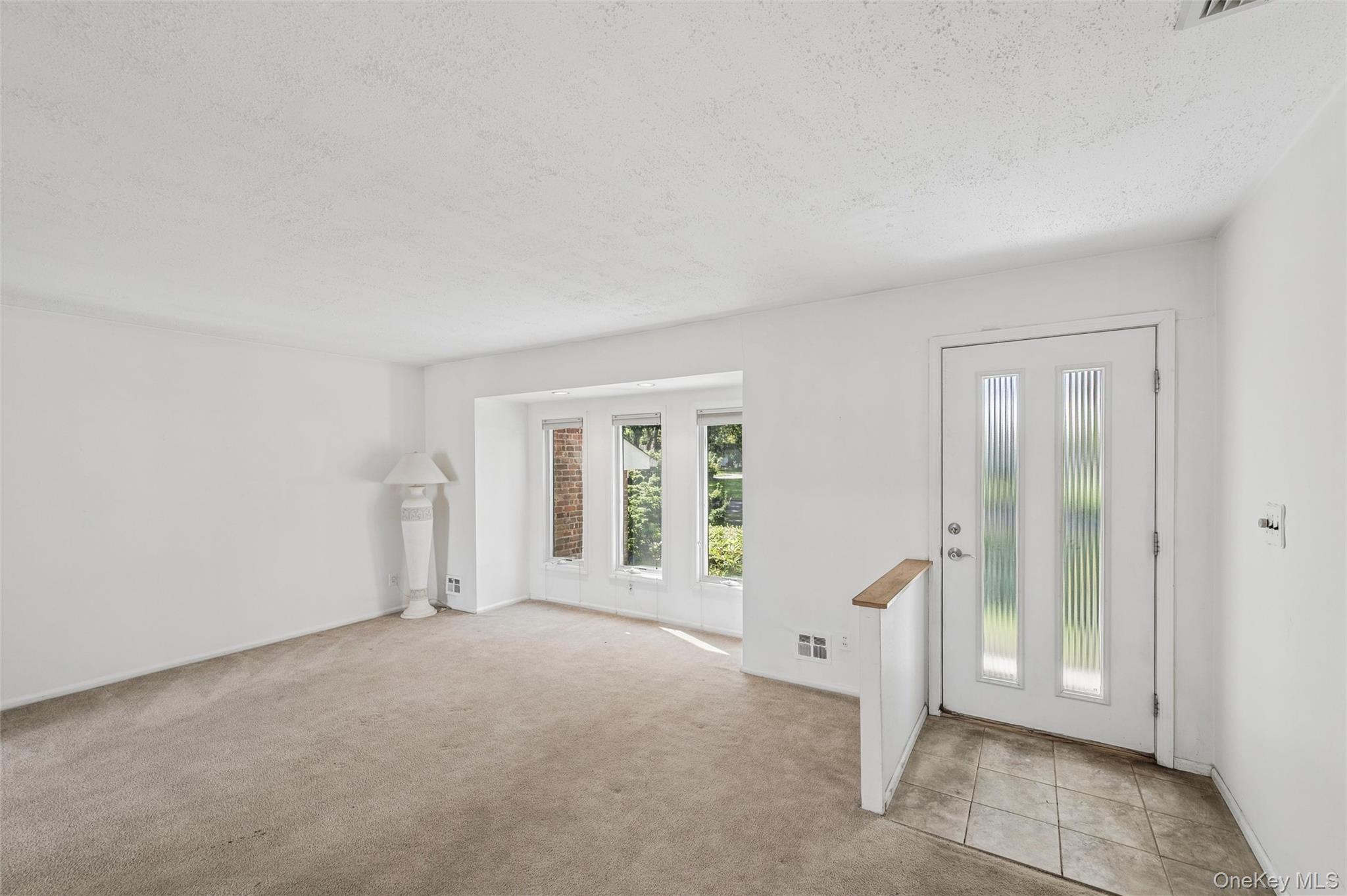 Single Family Kenny Street  Suffolk County, NY 11788, MLS-1047017-4