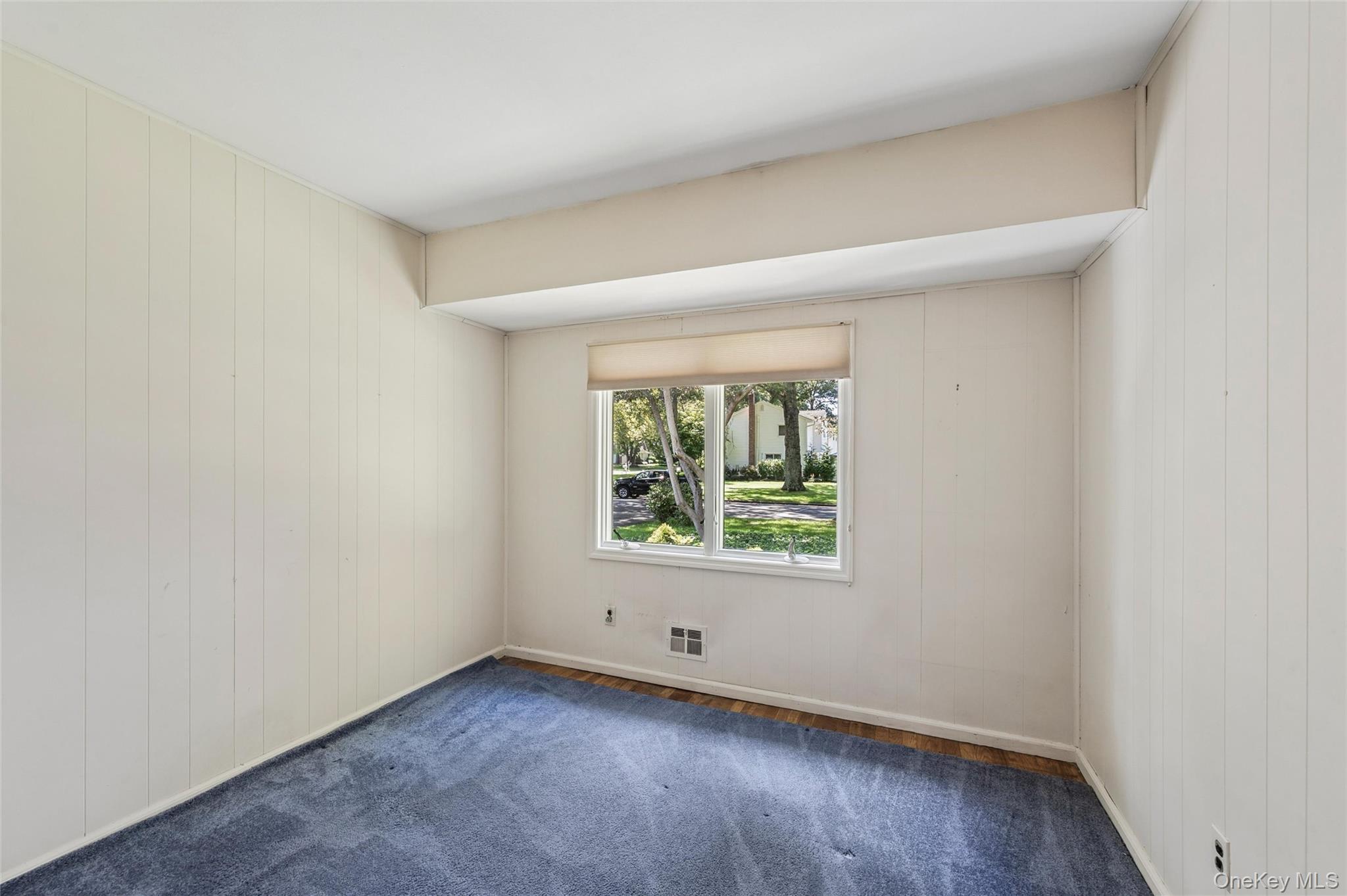 Single Family Kenny Street  Suffolk County, NY 11788, MLS-1047017-6