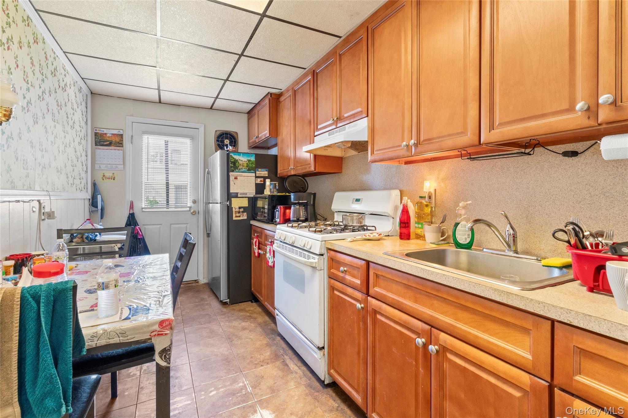 Single Family 64th Street Queens, NY 11385, MLS-1047019-2