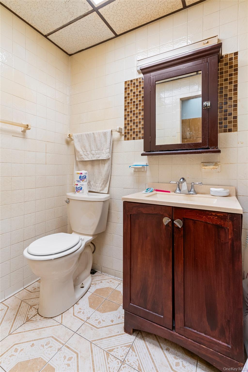 Single Family 64th Street Queens, NY 11385, MLS-1047019-4