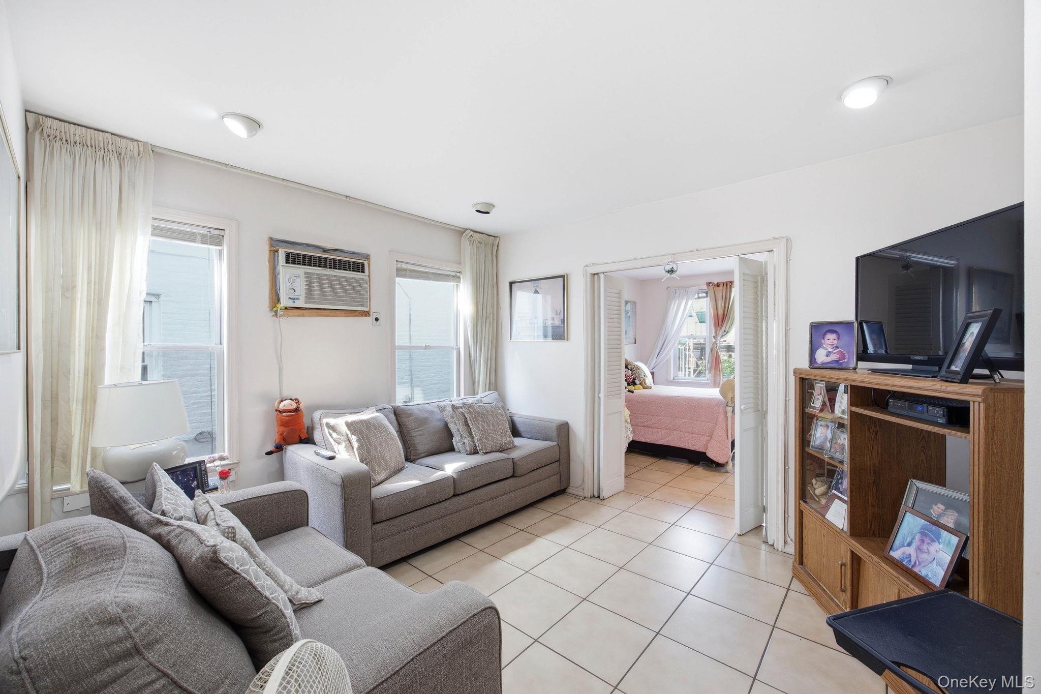 Single Family Ditmars Boulevard Queens, NY 11105, MLS-1047023-21