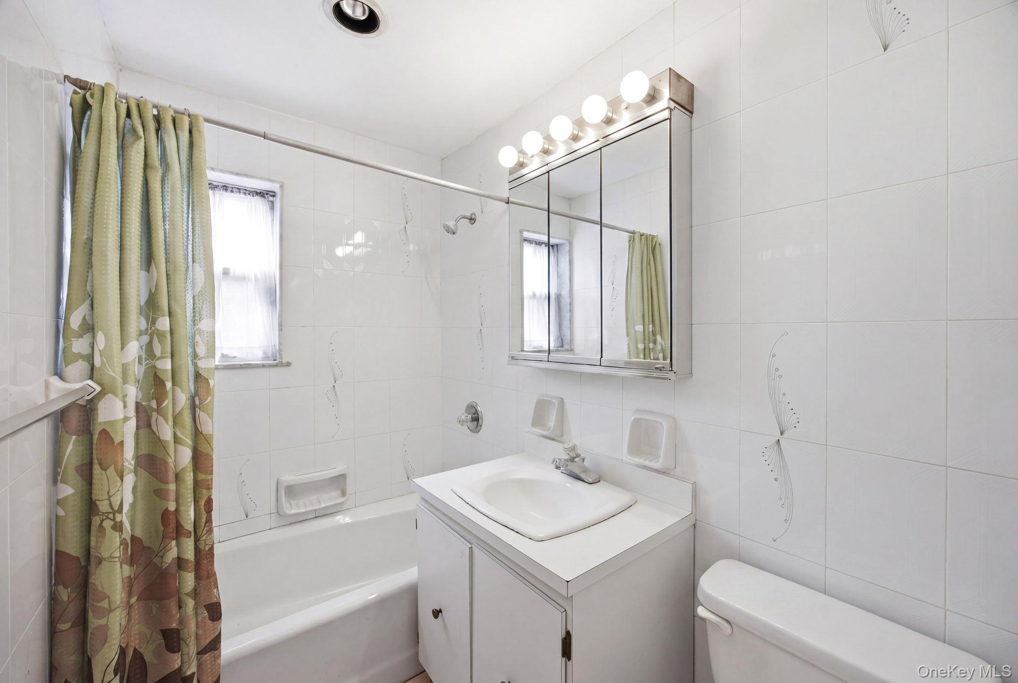 Single Family Ditmars Boulevard Queens, NY 11105, MLS-1047023-26