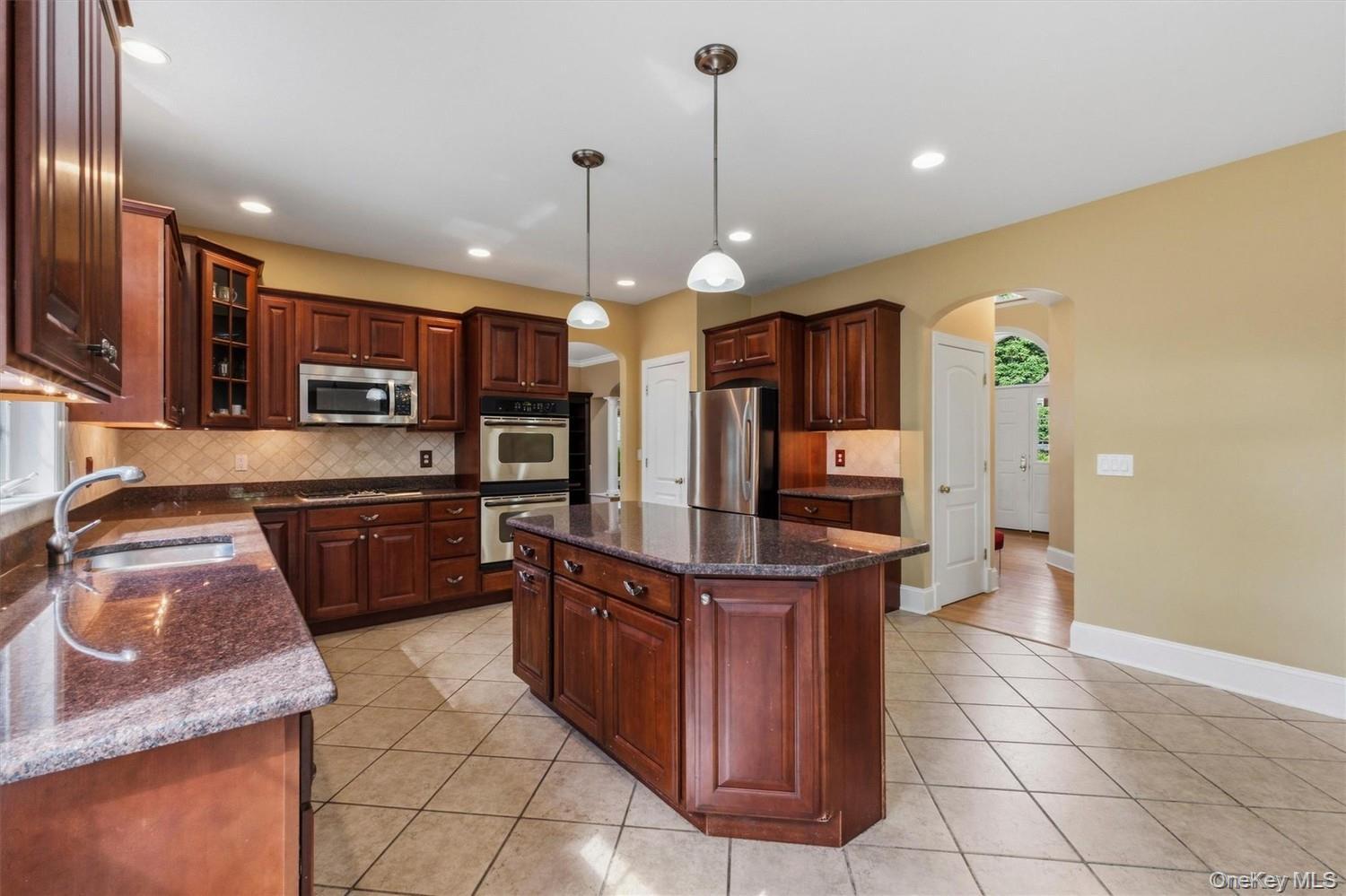 Single Family Arbor Court Dutchess County, NY 12603, MLS-1047033-10