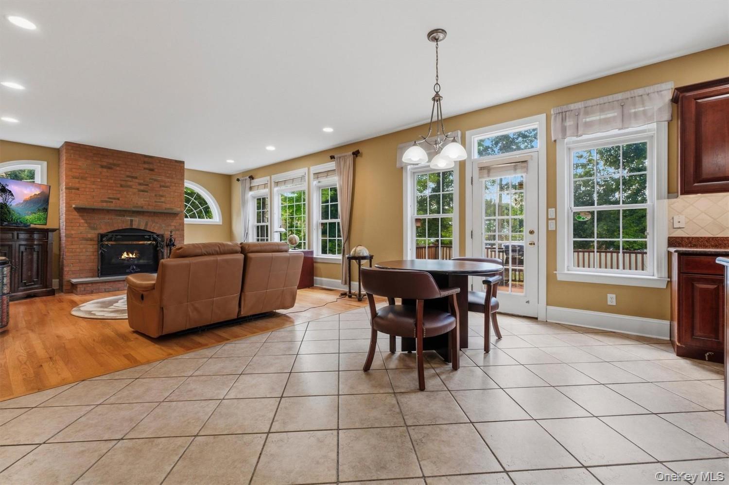 Single Family Arbor Court Dutchess County, NY 12603, MLS-1047033-12