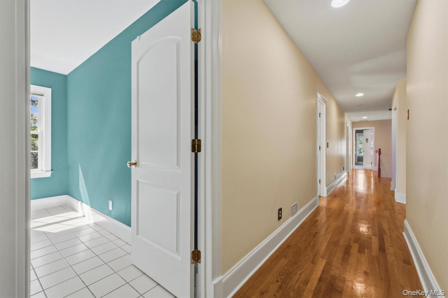 Single Family Arbor Court Dutchess County, NY 12603, MLS-1047033-36